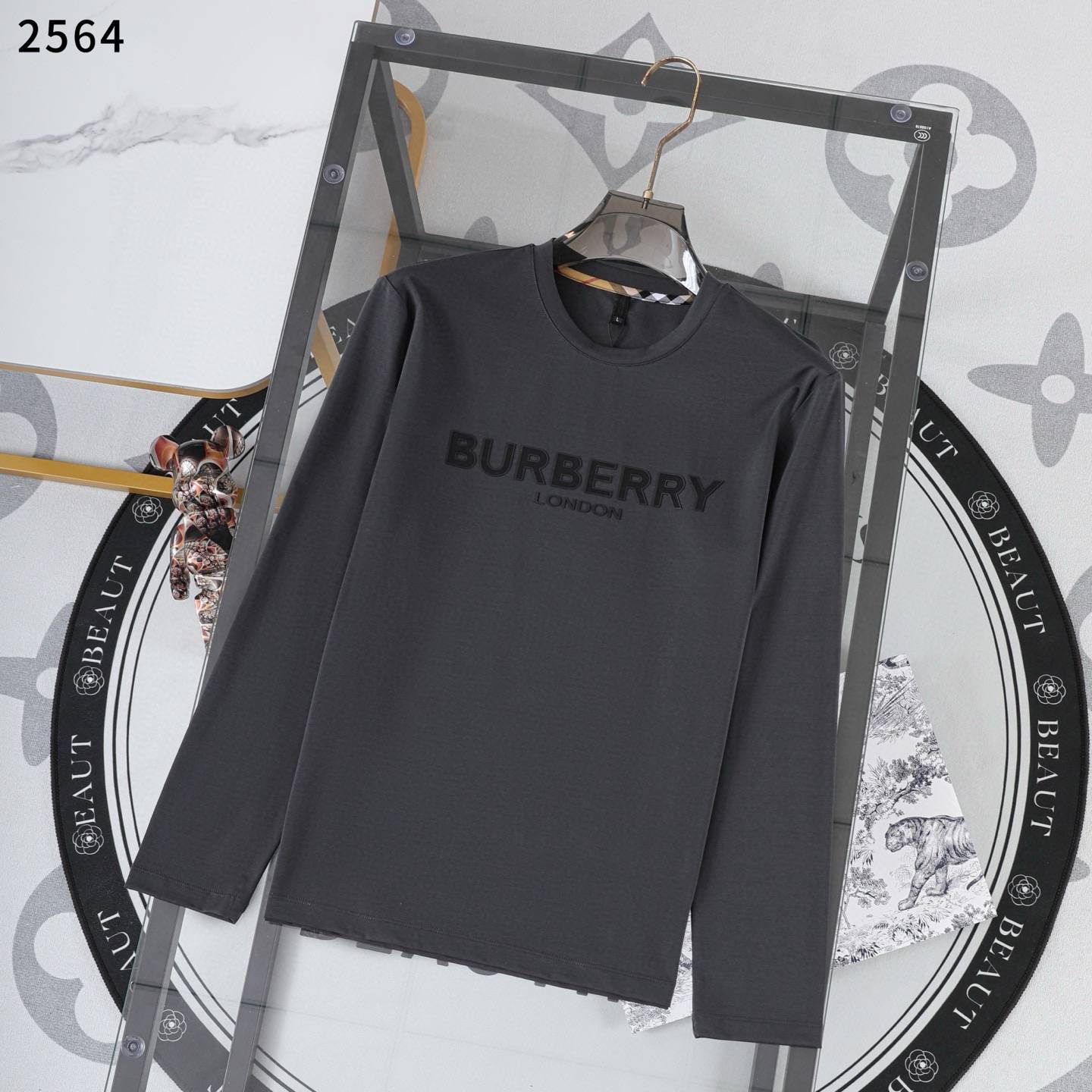 BURBERRY メンズ ロンT 長袖Tシャツ クルーネック 袖リブ ロゴプリント オーバーサイズ ブラック ホワイト チャコール - 画像 5