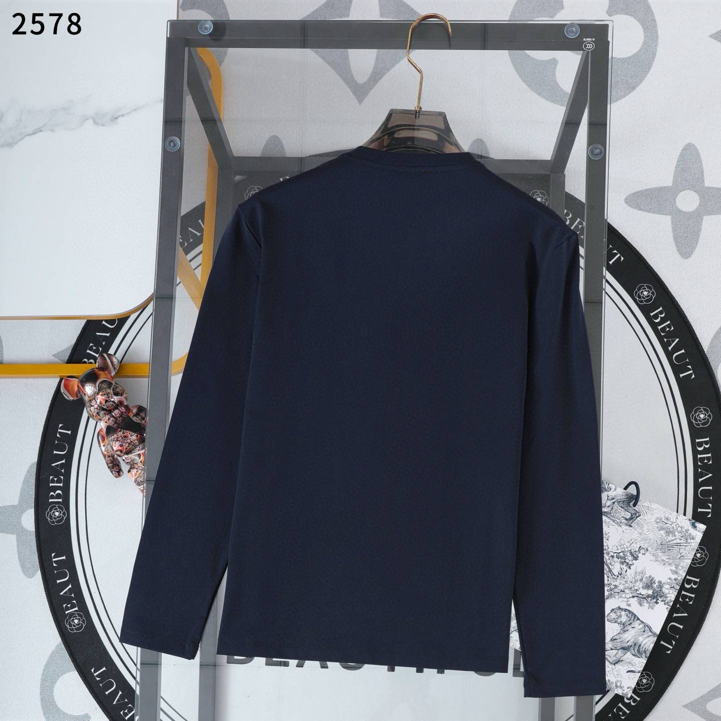 BALENCIAGA バレンシアガ メンズ ロンT 長袖Tシャツ クルーネック 袖リブ ロゴプリント オーバーサイズ ブラック ホワイト