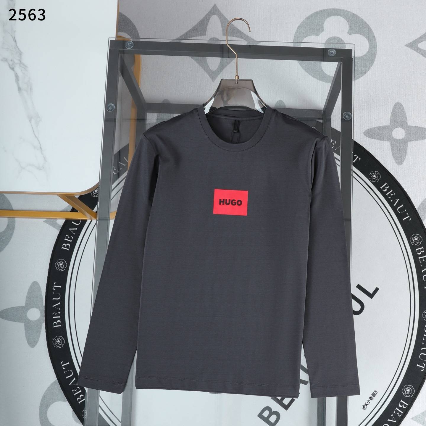 HUGO メンズ ロンT 長袖Tシャツ クルーネック 袖リブ ロゴプリント オーバーサイズ ブラック ホワイト