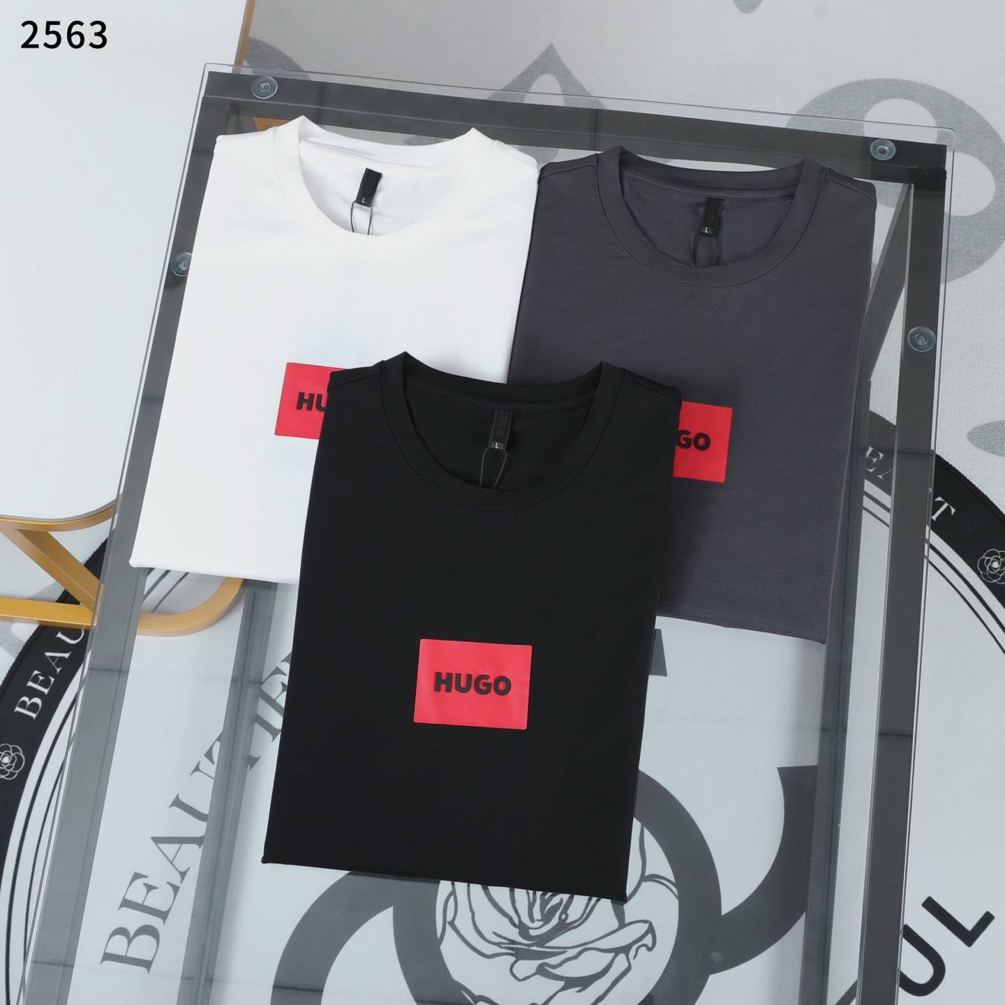 HUGO メンズ ロンT 長袖Tシャツ クルーネック 袖リブ ロゴプリント オーバーサイズ ブラック ホワイト - 画像 2