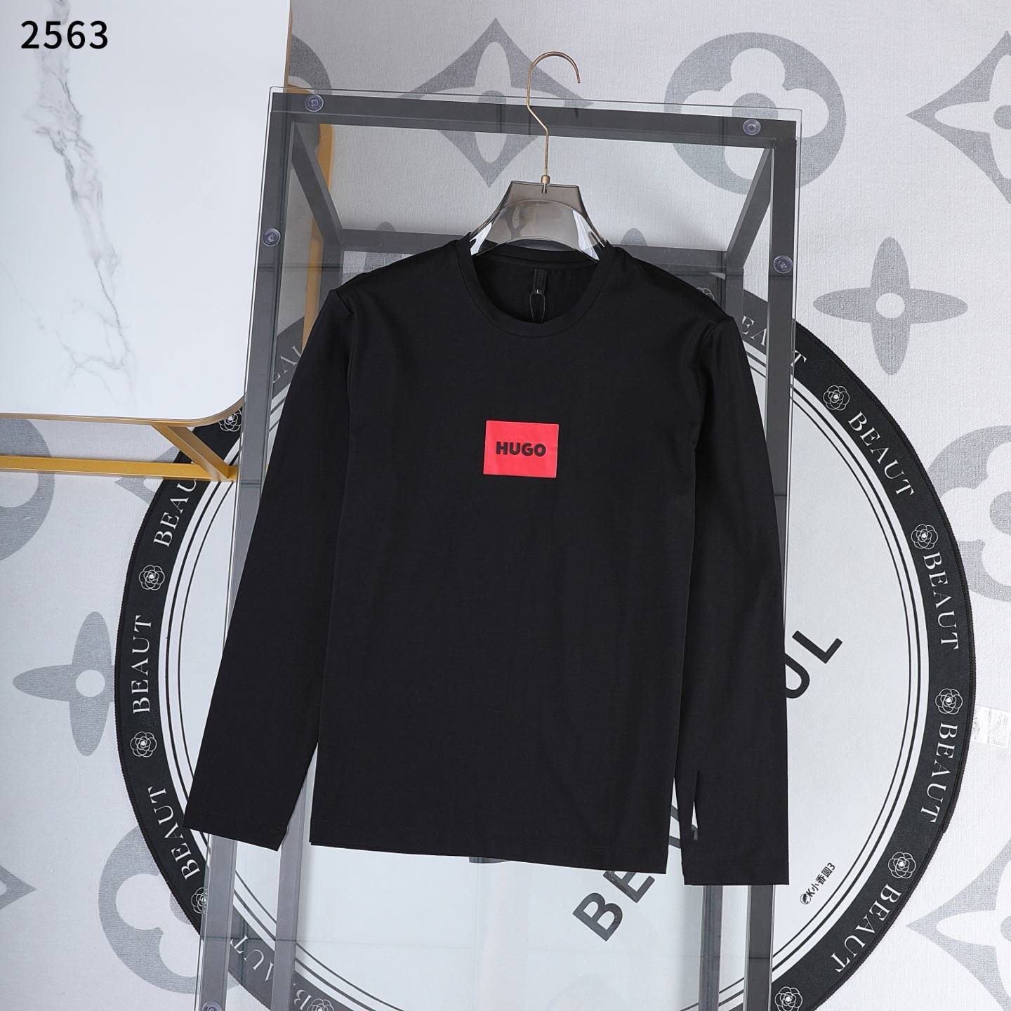 HUGO メンズ ロンT 長袖Tシャツ クルーネック 袖リブ ロゴプリント オーバーサイズ ブラック ホワイト - 画像 5