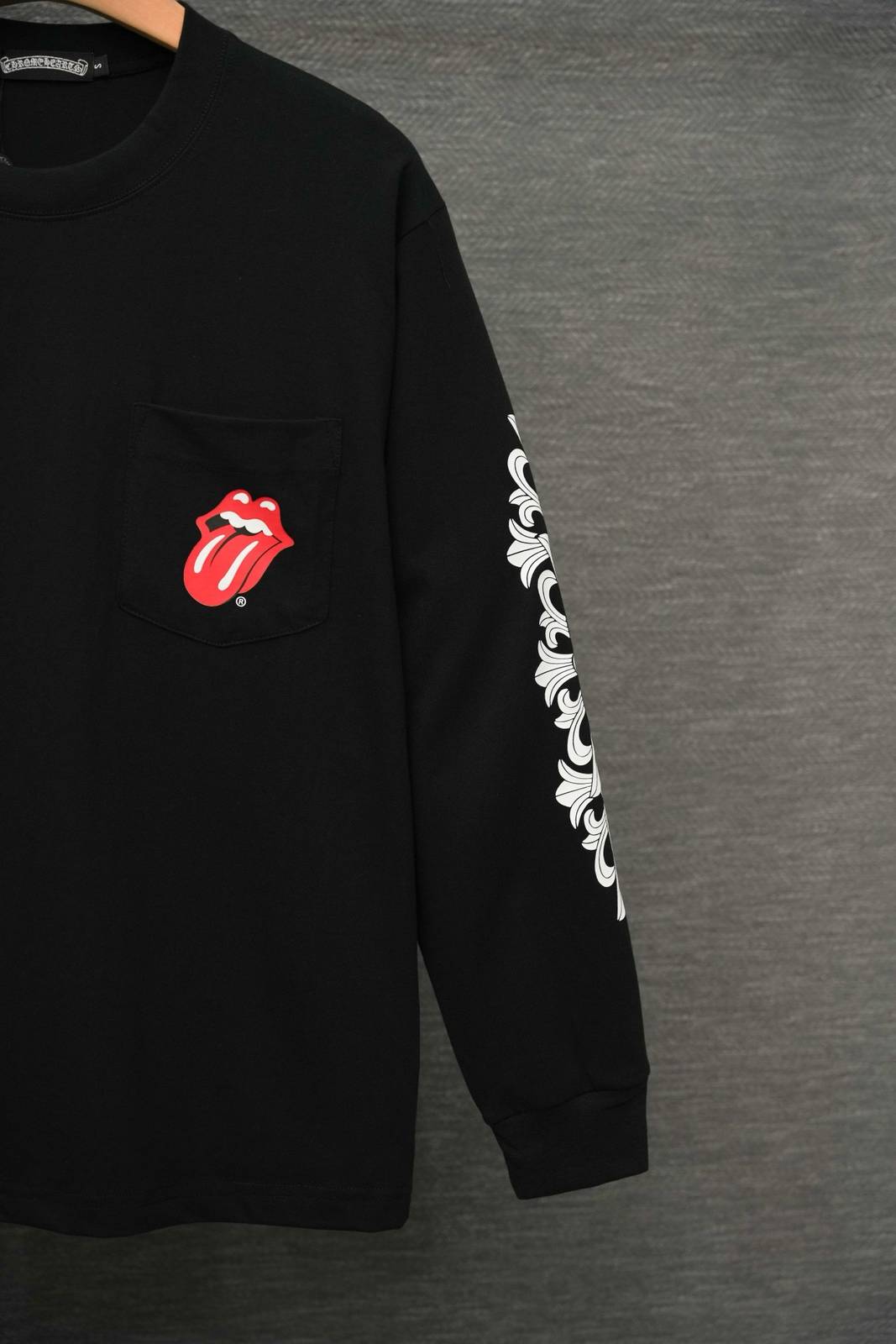 CHROME HEARTS クロムハーツ メンズ ロンT 長袖Tシャツ クルーネック 袖リブ ロゴプリント オーバーサイズ ブラック - 画像 10