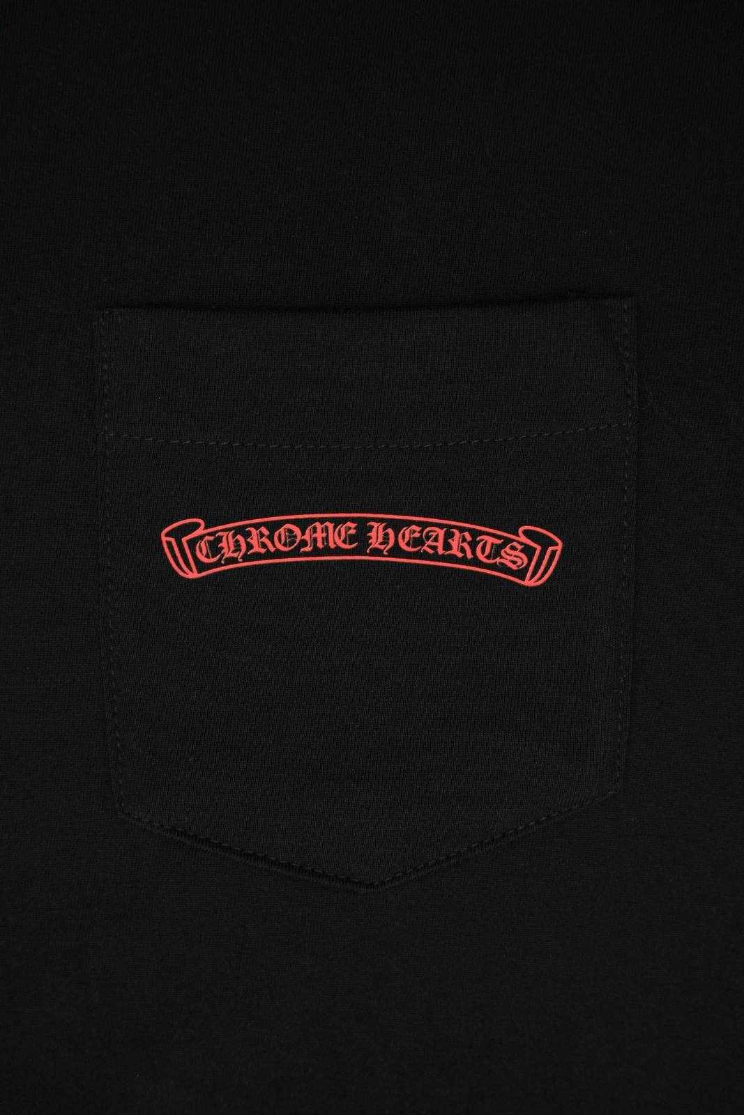 CHROME HEARTS クロムハーツ メンズ ロンT 長袖Tシャツ クルーネック 袖リブ 胸部口紅ロゴプリント オーバーサイズ ブラック - 画像 10