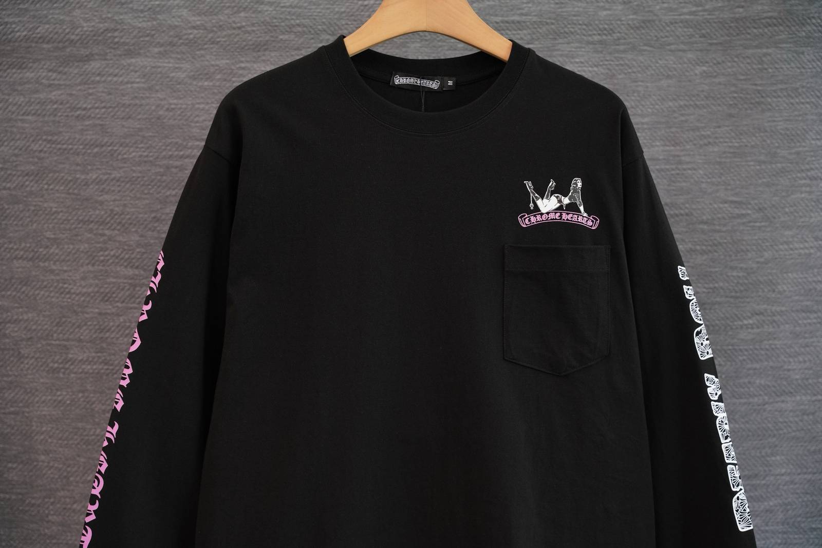 CHROME HEARTS クロムハーツ メンズ ロンT 長袖Tシャツ クルーネック 袖リブ アームプリント オーバーサイズ ブラック - 画像 8