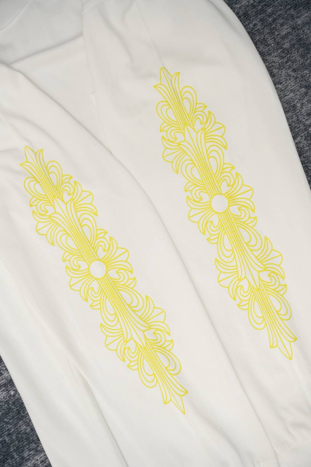CHROME HEARTS クロムハーツ メンズ ロンT 長袖Tシャツ クルーネック 袖リブ アームプリント オーバーサイズ ブラック - 画像 8