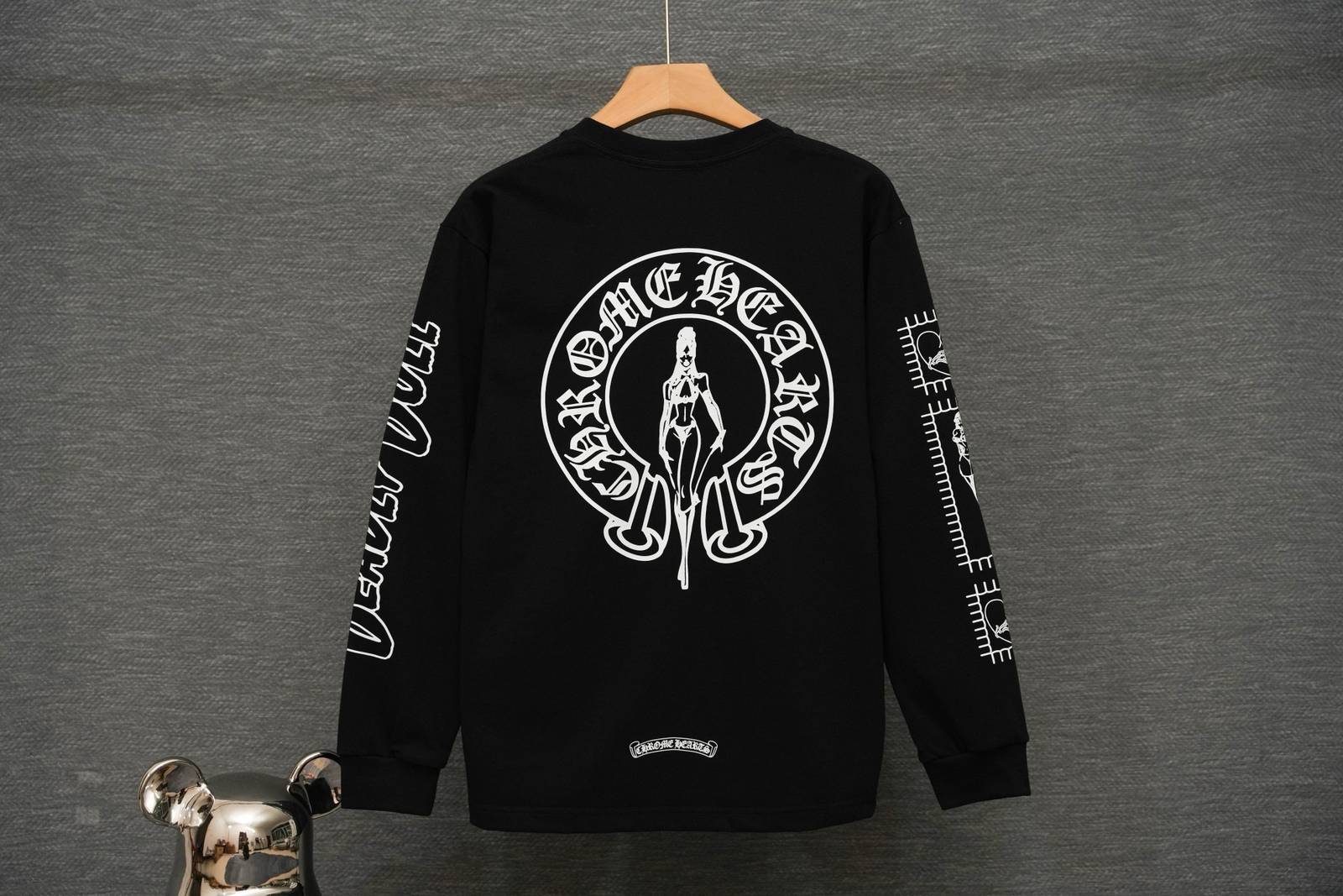 CHROME HEARTS クロムハーツ メンズ ロンT 長袖Tシャツ クルーネック 袖リブ ロゴプリント オーバーサイズ ブラック - 画像 8