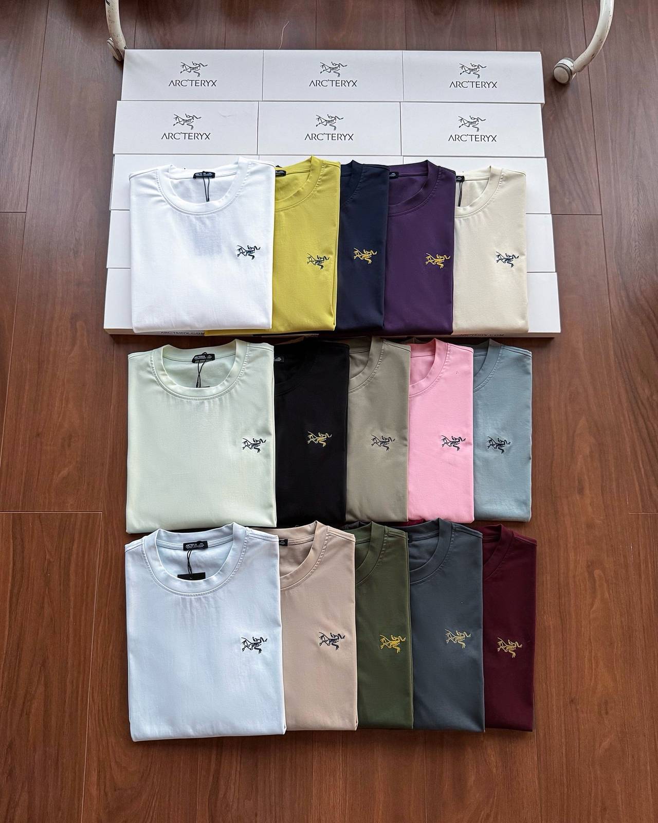 ARCTERYX アークテリクス メンズ 長袖Tシャツ ロンT クルーネック 袖リブ ロゴ刺繍 オーバーサイズ ブラック - 画像 14