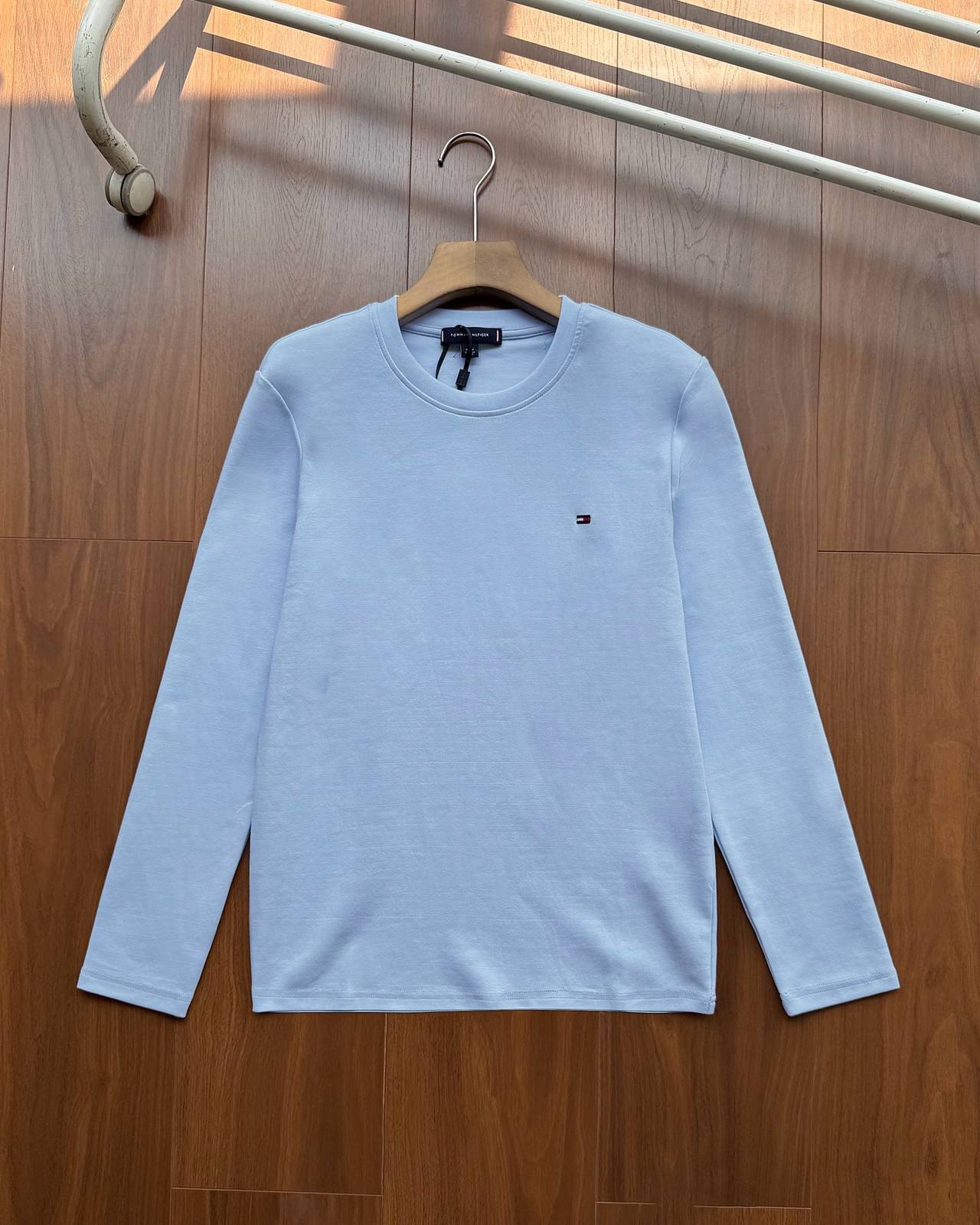 TOMMY HILFIGER メンズ ロンT 長袖Tシャツ クルーネック 袖リブ ロゴプリント オーバーサイズ ブラック - 画像 11
