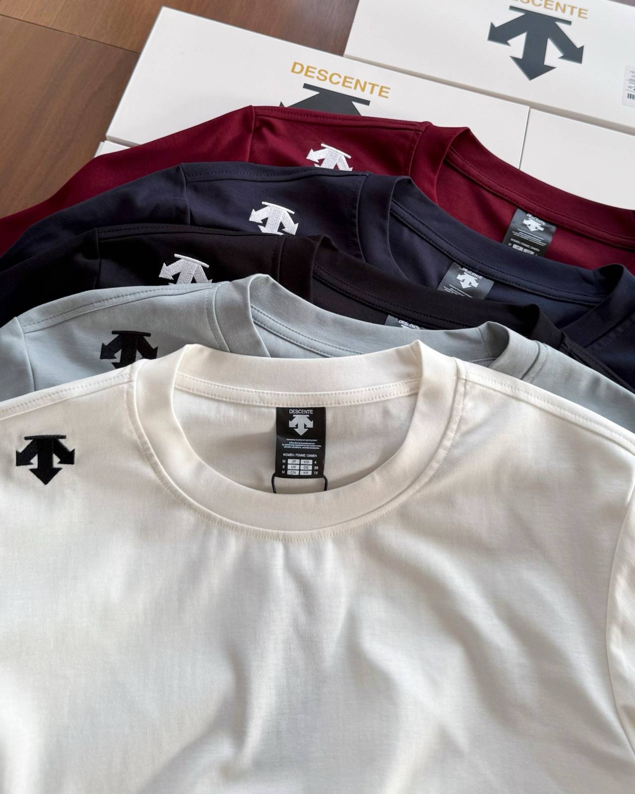DESCENTE メンズ ロンT 長袖Tシャツ クルーネック 袖リブ ロゴ刺繍 オーバーサイズ 美シルエット ブラック ホワイト グレー - 画像 5