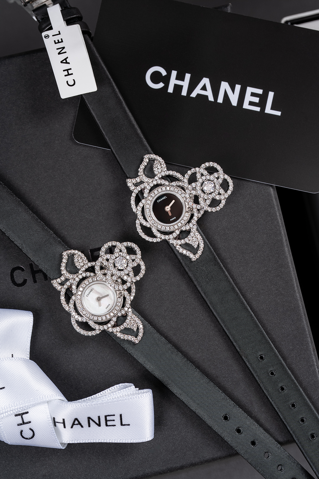 Chanel シャネル✨CHANEL 限定ジュエリー時計✨天然貝殻文字盤♡スイス製クオーツ✧職人手作り【ブランド直送】
