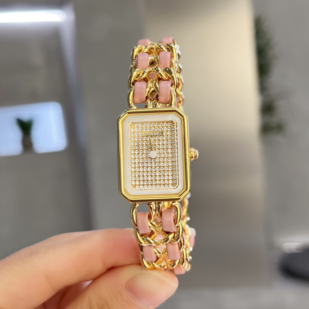 Chanel シャネル👜✨Chanel プレミエール 中古 レディース腕時計 方糖✨1987年 パリ フェルスマン広場 インスピレーション❤️ マンガンガラス オニキス 26.1mm🕰️