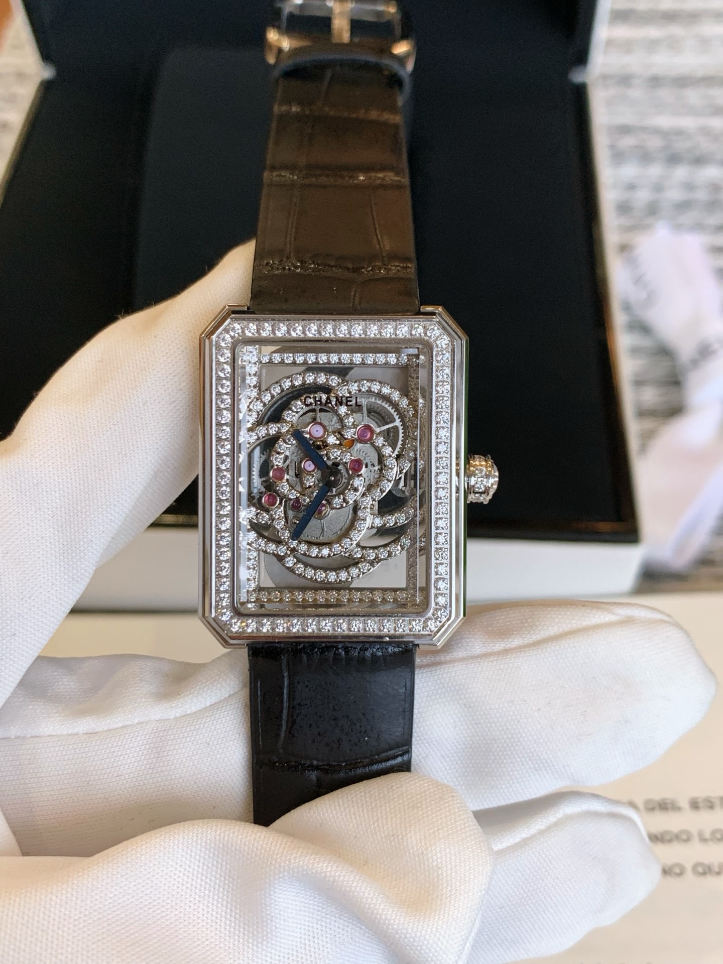 Chanel シャネル【新作入荷】563 多機能デザイン✨ 8点画像で詳細確認🖼️ 高品質素材◎ お得な価格🎉 今すぐチェック💫