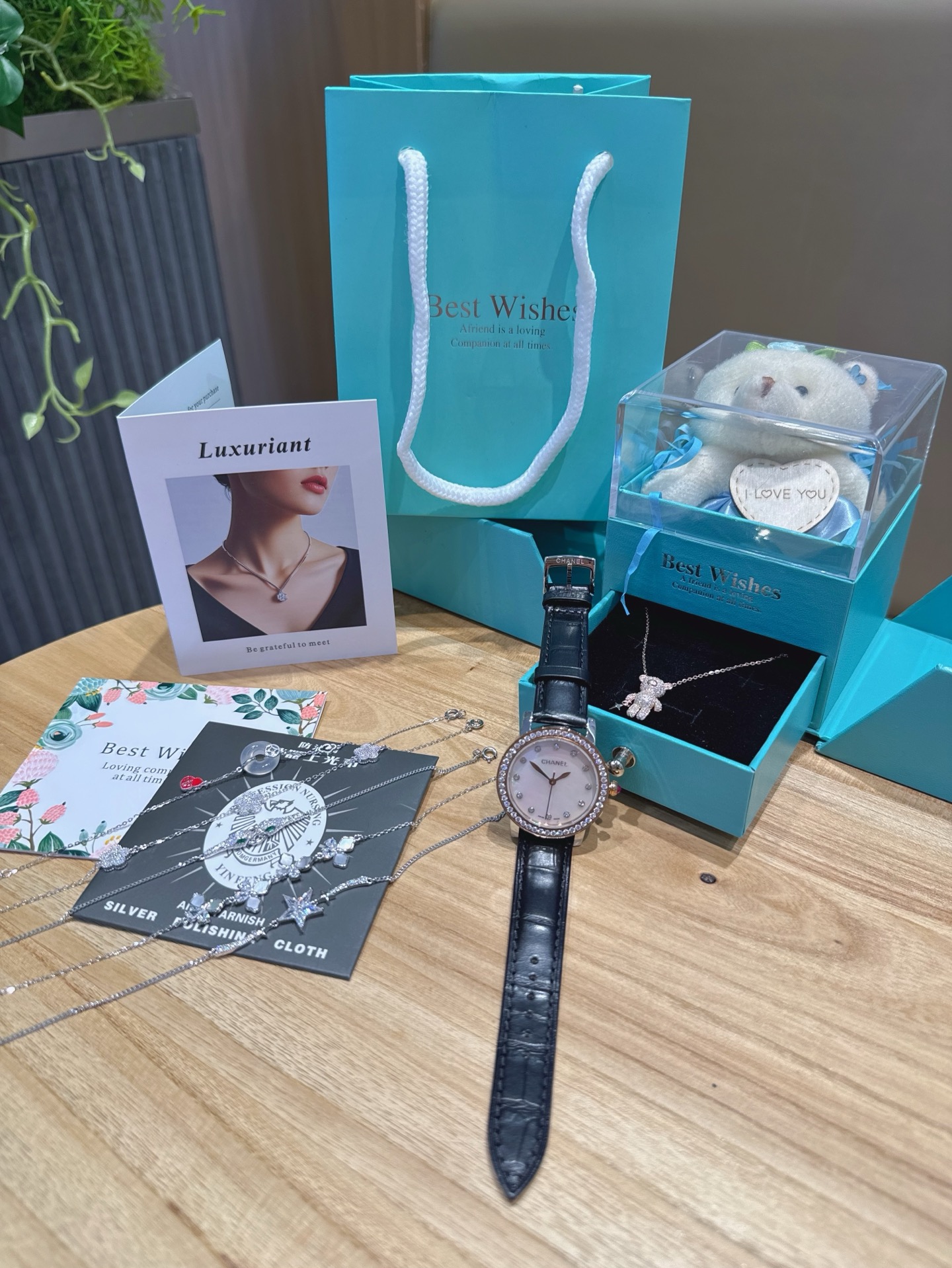 Chanel シャネル【新作登場】572 多機能スタイリッシュデザイン✨ 7点画像で詳細確認🛍️ 高品質アイテム🎯 今すぐチェック💫 お得な価格🔥
