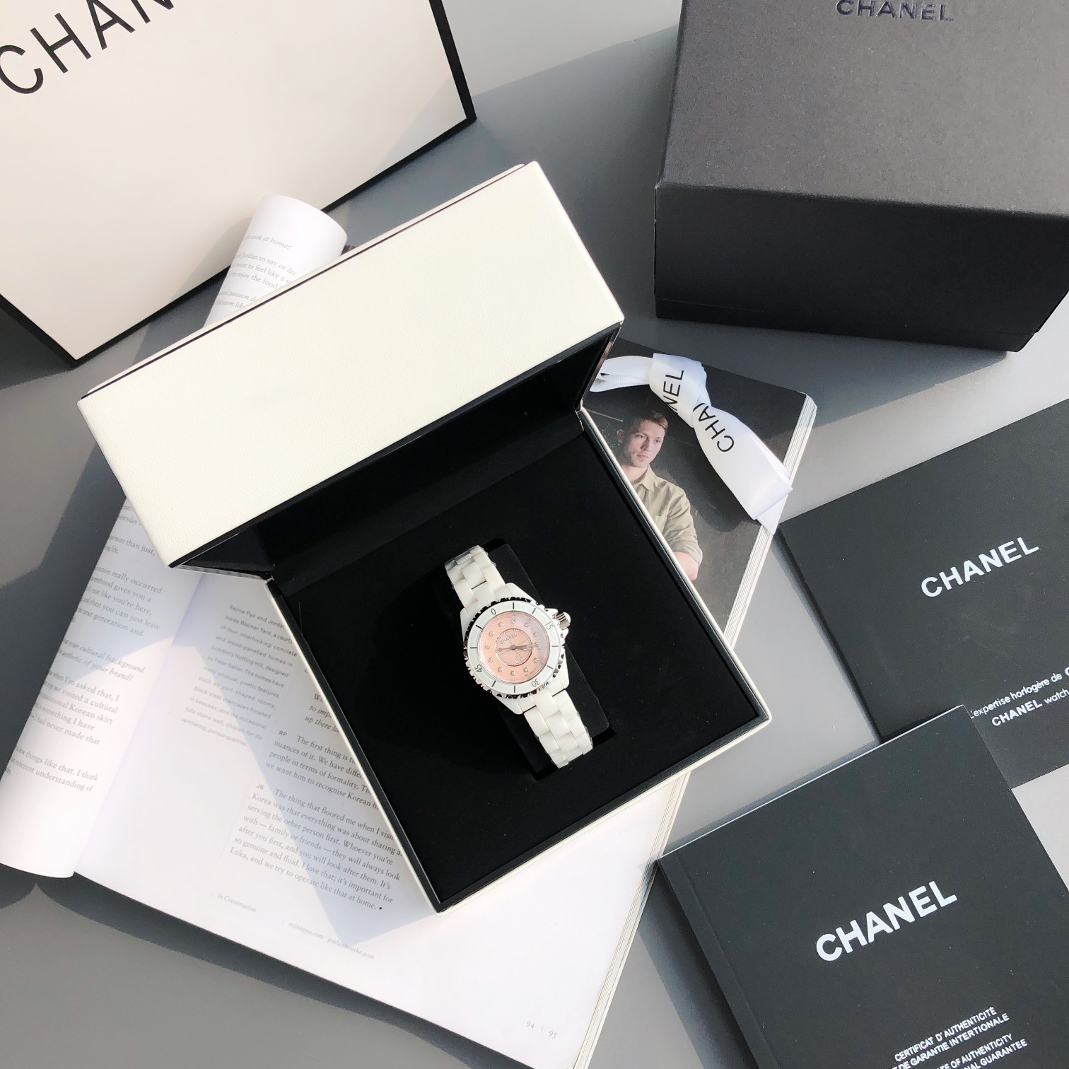 Chanel シャネル👜⌚💖CHANEL 香奈儿 J12 ホワイトセラミック 33mm レディース 自動巻き 200m防水✨