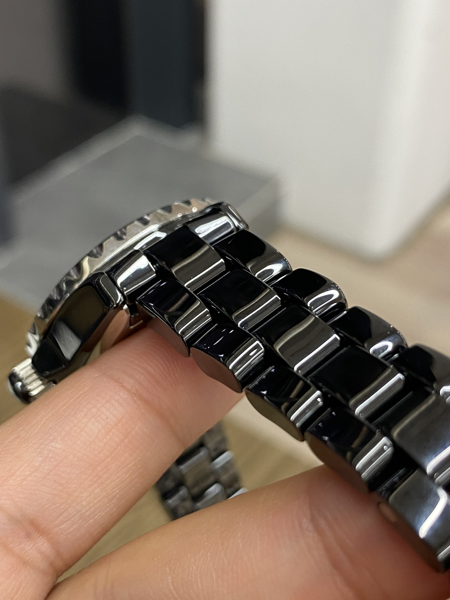 Chanel シャネル【CHANEL J12 インスパイア】✨ ブラックセラミックブレスレット⌚ スポーツもエレガントもこなす究極の黒🖤 6点画像で詳細確認🎁
