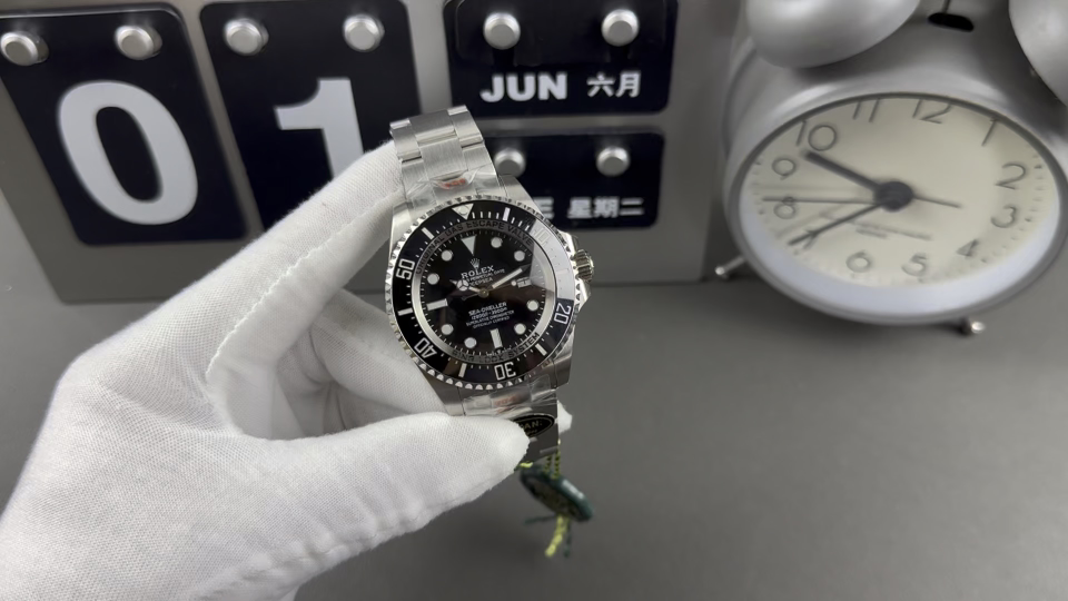 Rolex ロレックス【実物写真】ロレックス シードゥエラー 44mm 3235ムーブメント ブラック🖤✨ 正規品同様🔍 メンズ腕時計💼 高級感🛳️