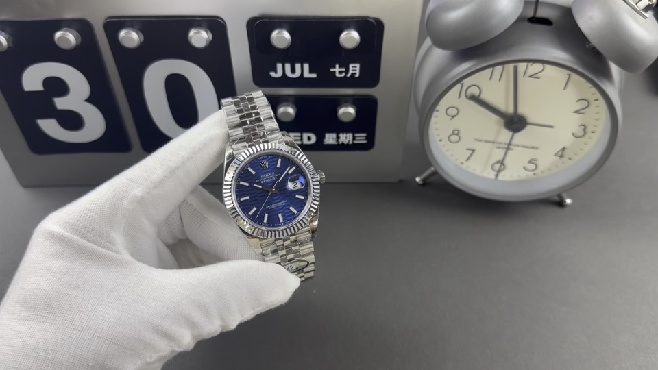 Rolex ロレックスロレックス デイトジャスト 41mm 白ベzel 青文字盤🌊 3235自動巻き✨ 実物写真🛍️ 本格仕様⌚
