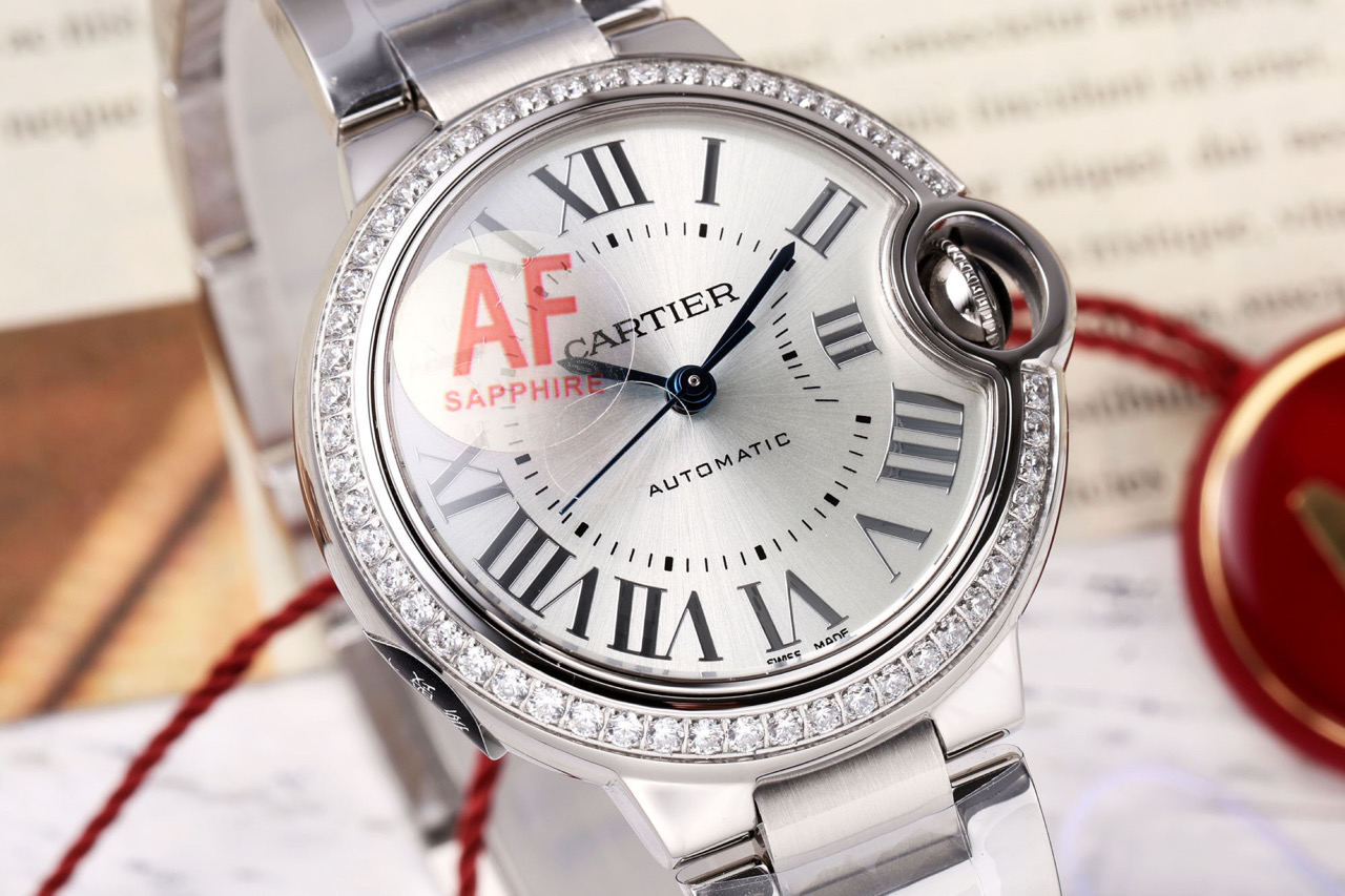 Cartier カルティエ💎【カードニア サントス】✨  メンズ 腕時計 人気モデル 🎁 プレゼントに最適 ⌚ ラグジュアリー 7点画像付き
