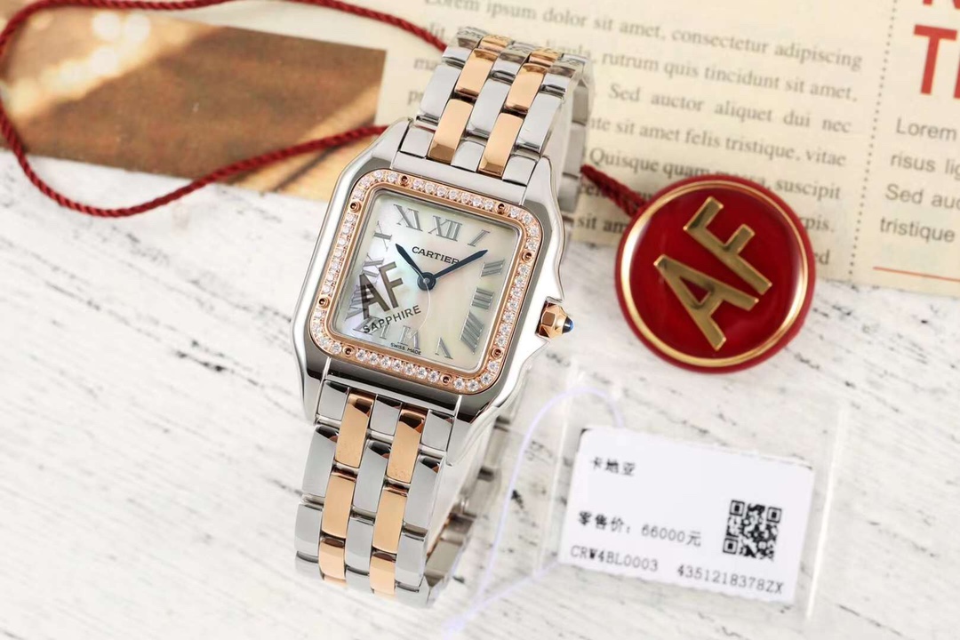 Cartier カルティエ✨カルティエ 時計 レディース ブレスレット✨ ローズゴールド ラブリング💕  ギフトボックス付き🎁 大人気モデル🌟 プレゼントに最適💝