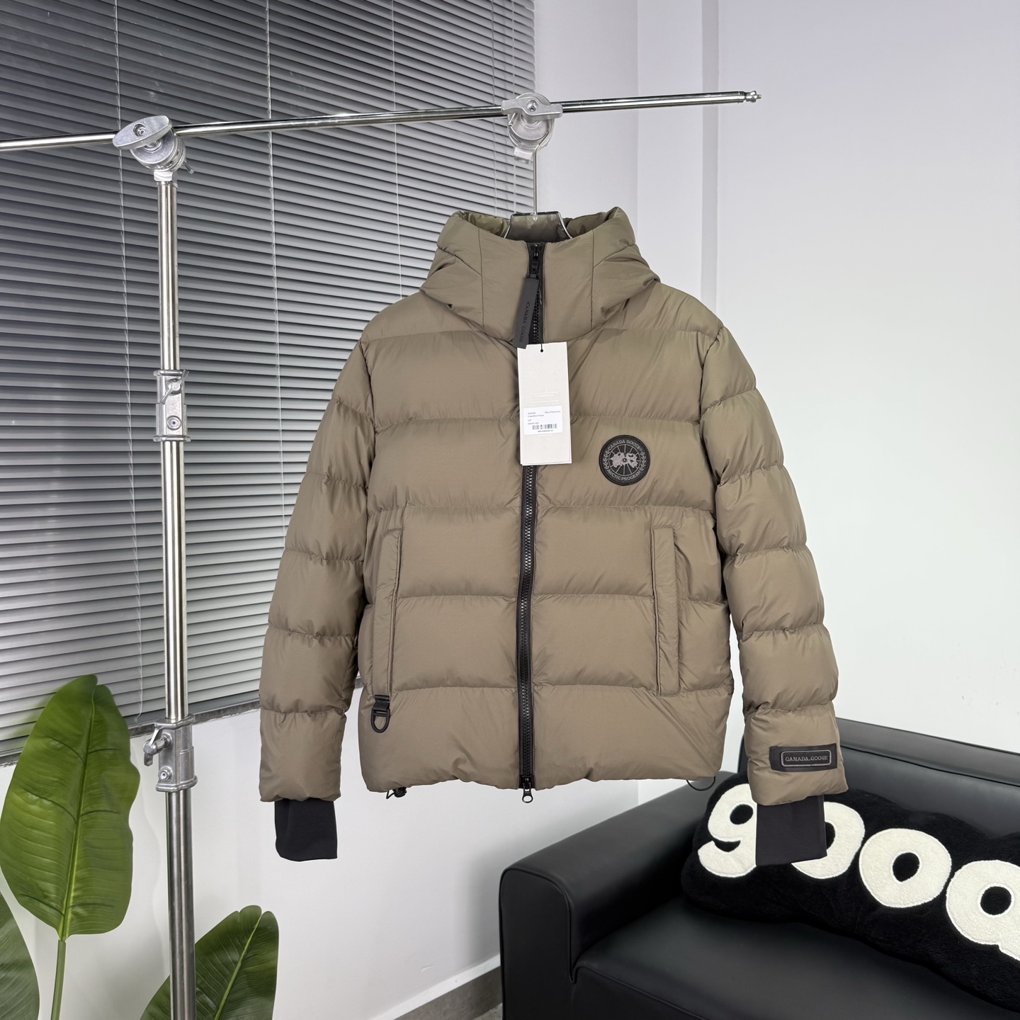 CANADA GOOSE（カナダグース）【超目玉✨】カナダグース ダウンフード付きロングコート 防寒 レディース 高級ダウンジャケット🎀 秋冬必須アイテム🛒