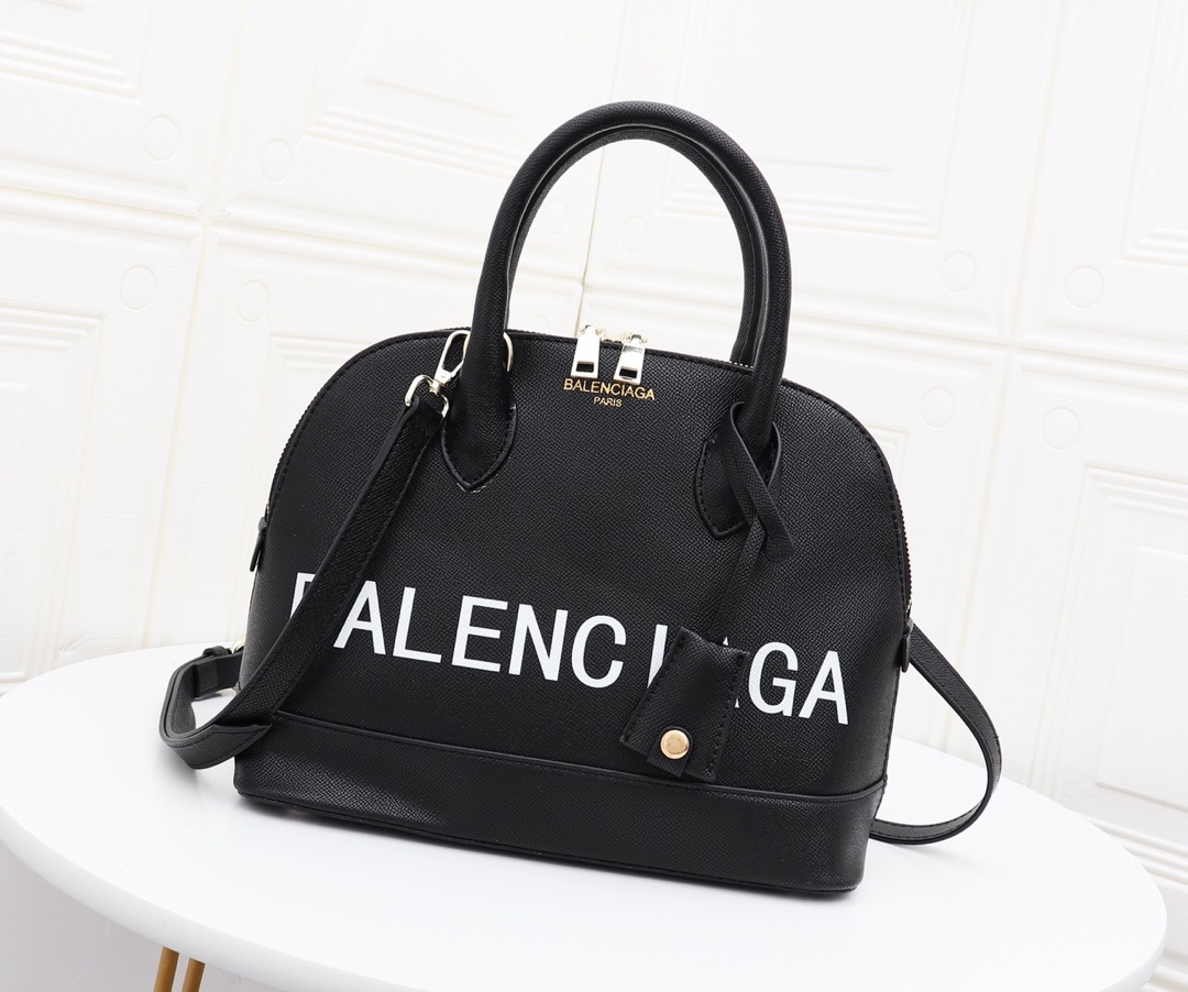 Balenciaga　バレンシアガ　ヴィルトップハンドル Sサイズ アルマ型 2wayショルダーバッグ