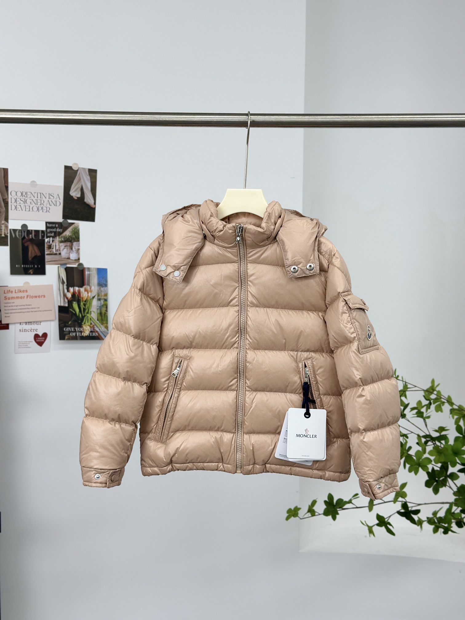 Moncler モンクレールCANADA GOOSE（カナダグース）Moncler モンクレール【MONCLER】モンクレール ダウンジャケット 新作✨ 大人気❤️ 秋冬コート🛒 ギフト対応🎁