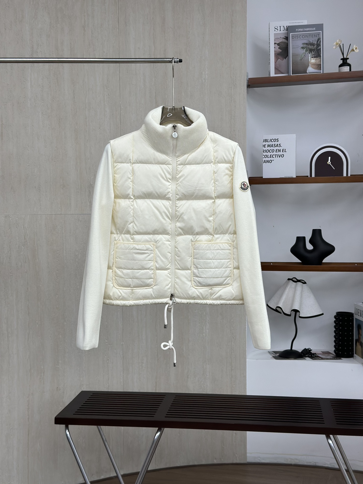 Moncler モンクレール【モンクレール】ダウンジャケット 秋冬新作✨ レディース 高品質 保温性◎🎯 送料無料🛒