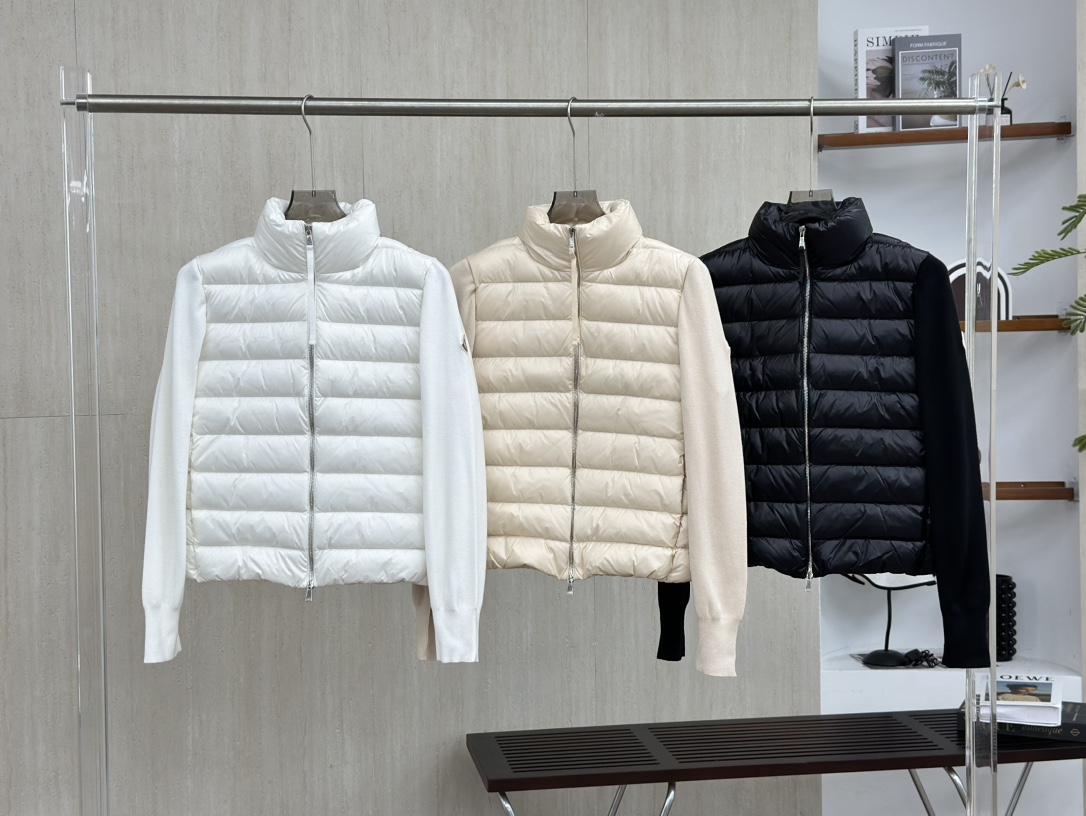 Moncler モンクレール🛍️✨【MONCLER モンクレール ダウンジャケット】大人気のロング丈デザインで寒さ対策◎