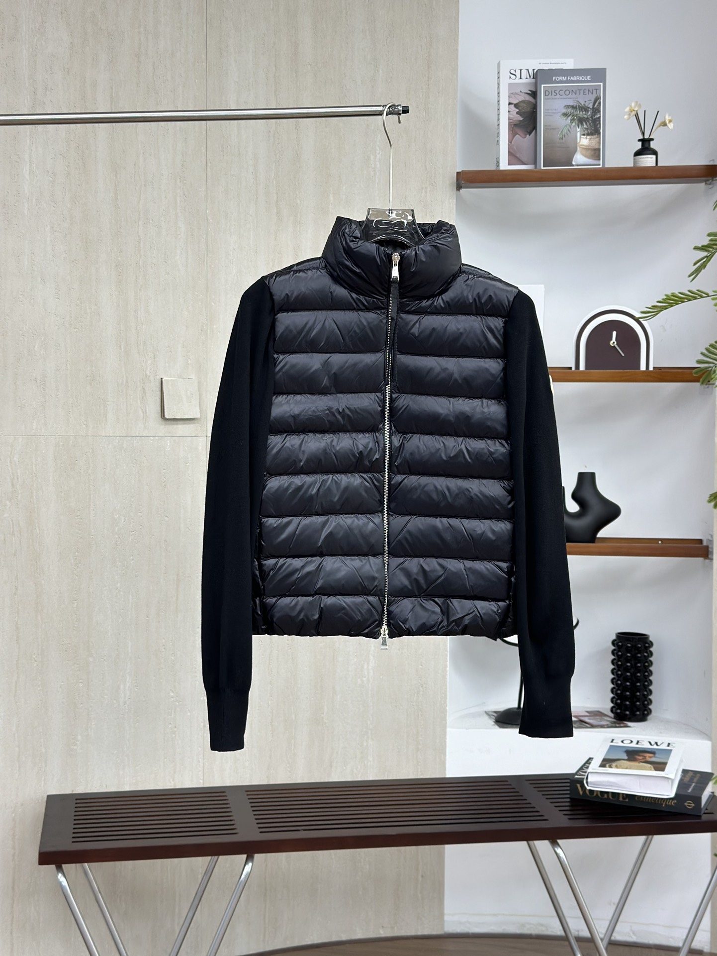 Moncler モンクレール【新作】モンクレール ダウンジャケット レディース✨ 秋冬必須アイテム🕊️ 高級素材使用🎀 保温性抜群🌟