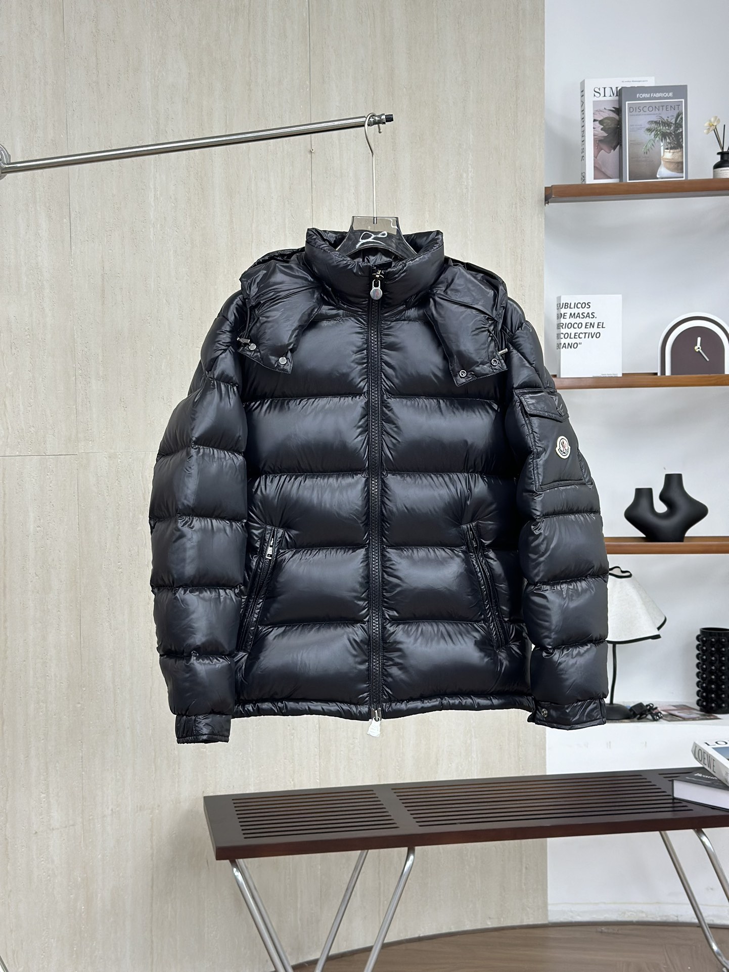 Moncler モンクレール【新作】モンクレール ダウンジャケット レディース✨ 秋冬限定カラー🎀 保温性抜群🔝 高級素材🛒