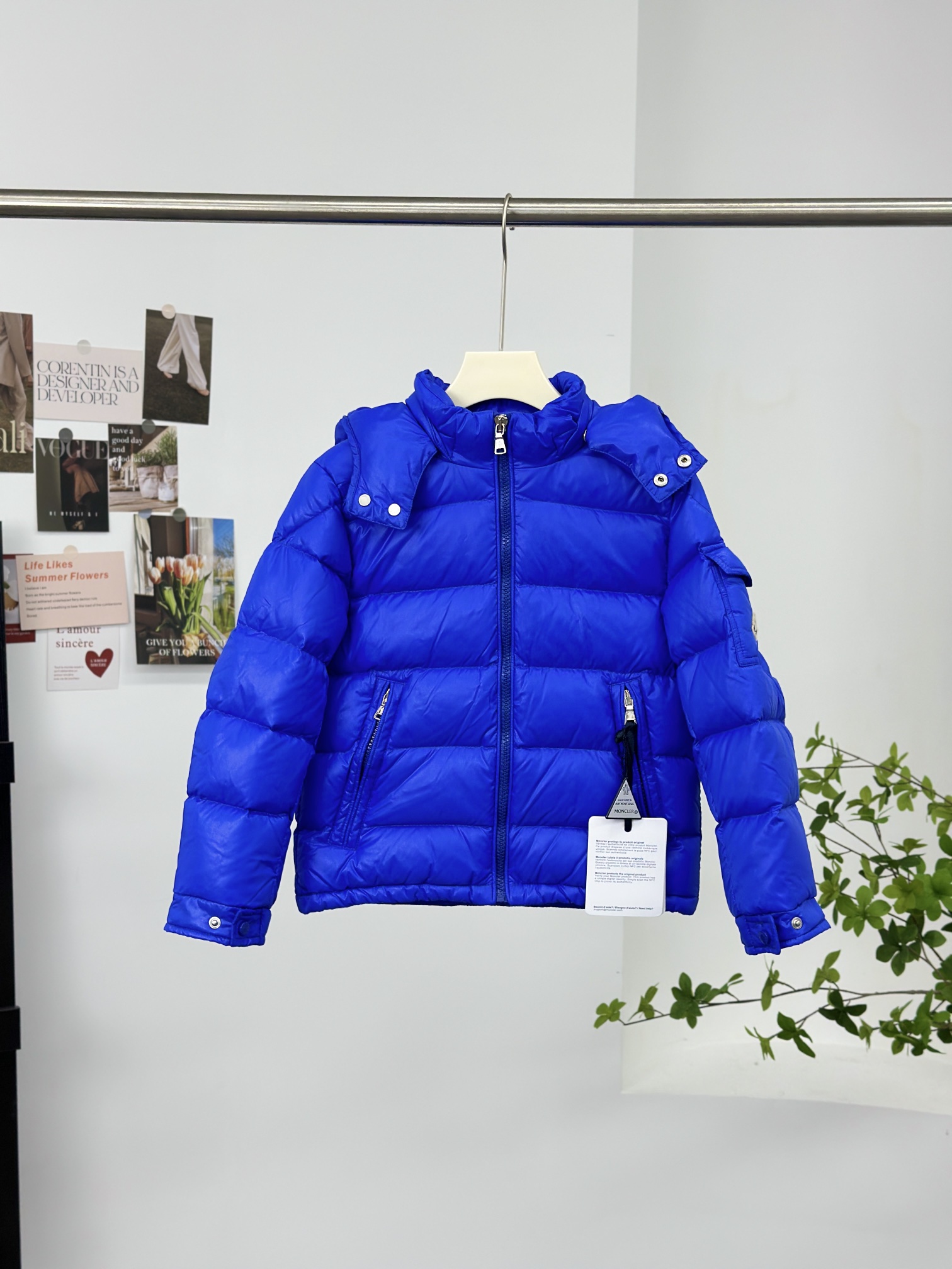 Moncler モンクレール【新作】モンクレール ダウンジャケット レディース✨ 秋冬必須アイテム🕊️ 高級素材☁️ 保温性抜群🔥