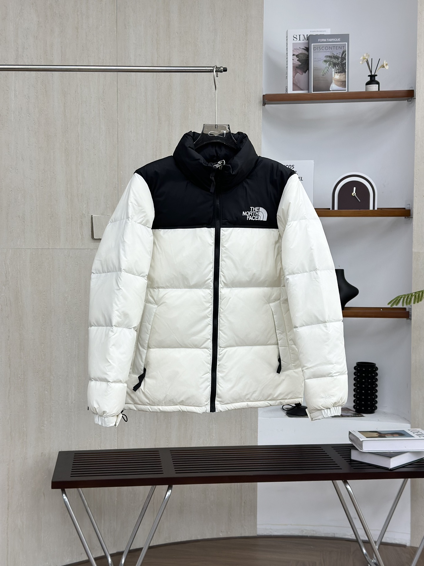 🛍️✨【高級ブランド】ノースフェイス ダウンジャケット レディース ロングコート 防寒 アウトドア🏔️🧥 - 画像 1