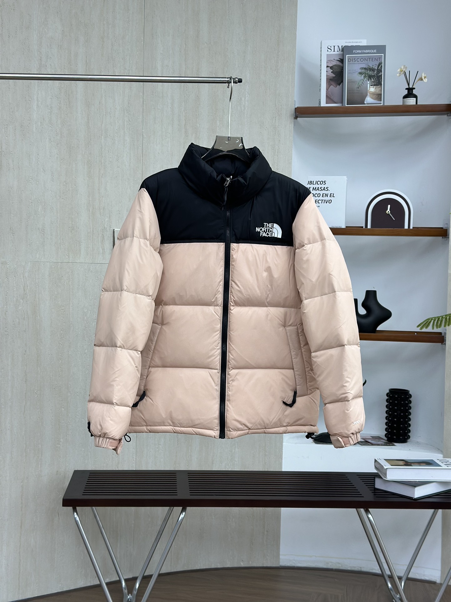 🛍️✨【THE NORTH FACE】高品質ダウンジャケット 大人気ロングコート 保温性抜群 アウトドア🪶🧥 - 画像 1