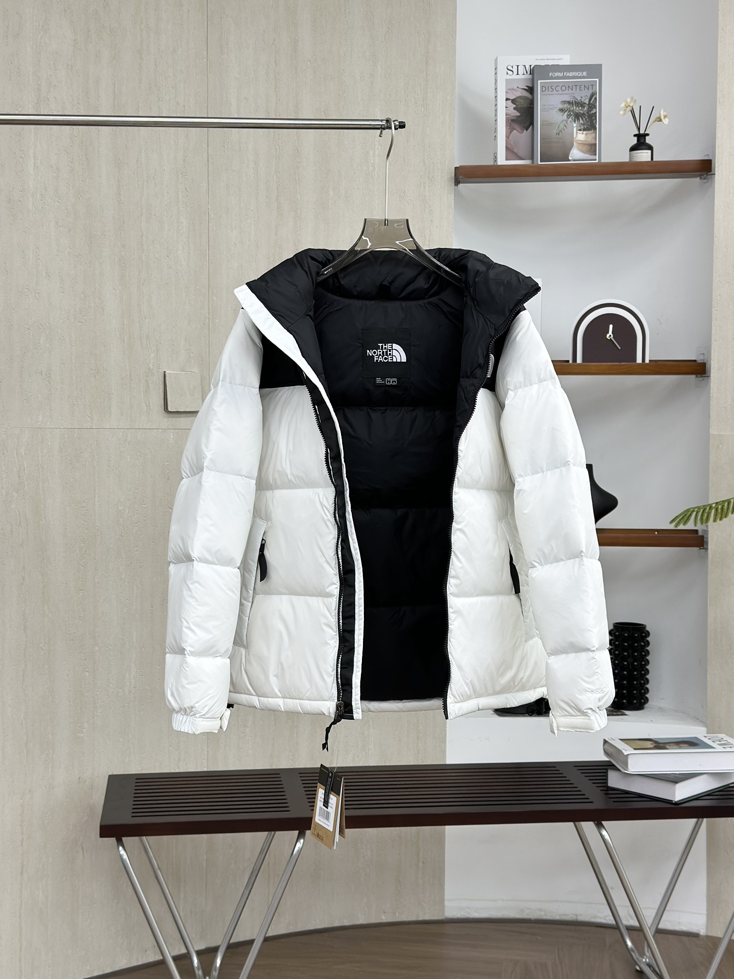 【美品】THE NORTH FACE ノースフェイス ダウンジャケット レディース✨ 人気モデル 高品質 保温性◎🎯 秋冬必須アイテム🛒💨 - 画像 5