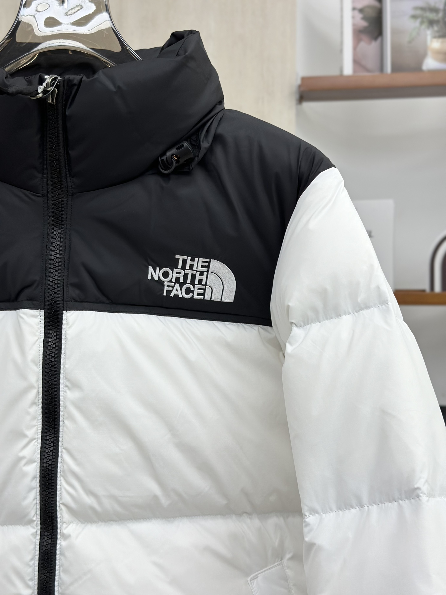 【美品】THE NORTH FACE ノースフェイス ダウンジャケット レディース✨ 人気モデル 高品質 保温性◎🎯 秋冬必須アイテム🛒💨 - 画像 6