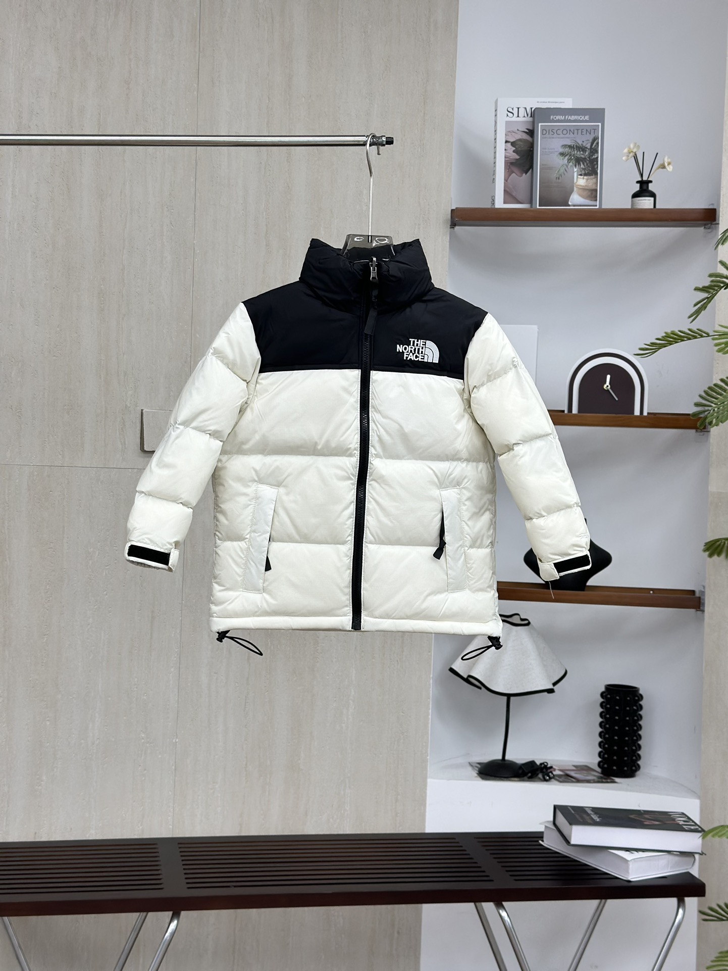 🛍️✨【限定】THE NORTH FACE ノースフェイス ダウンジャケット ロングコート 大人気モデル🔥 高級素材使用 - 画像 1