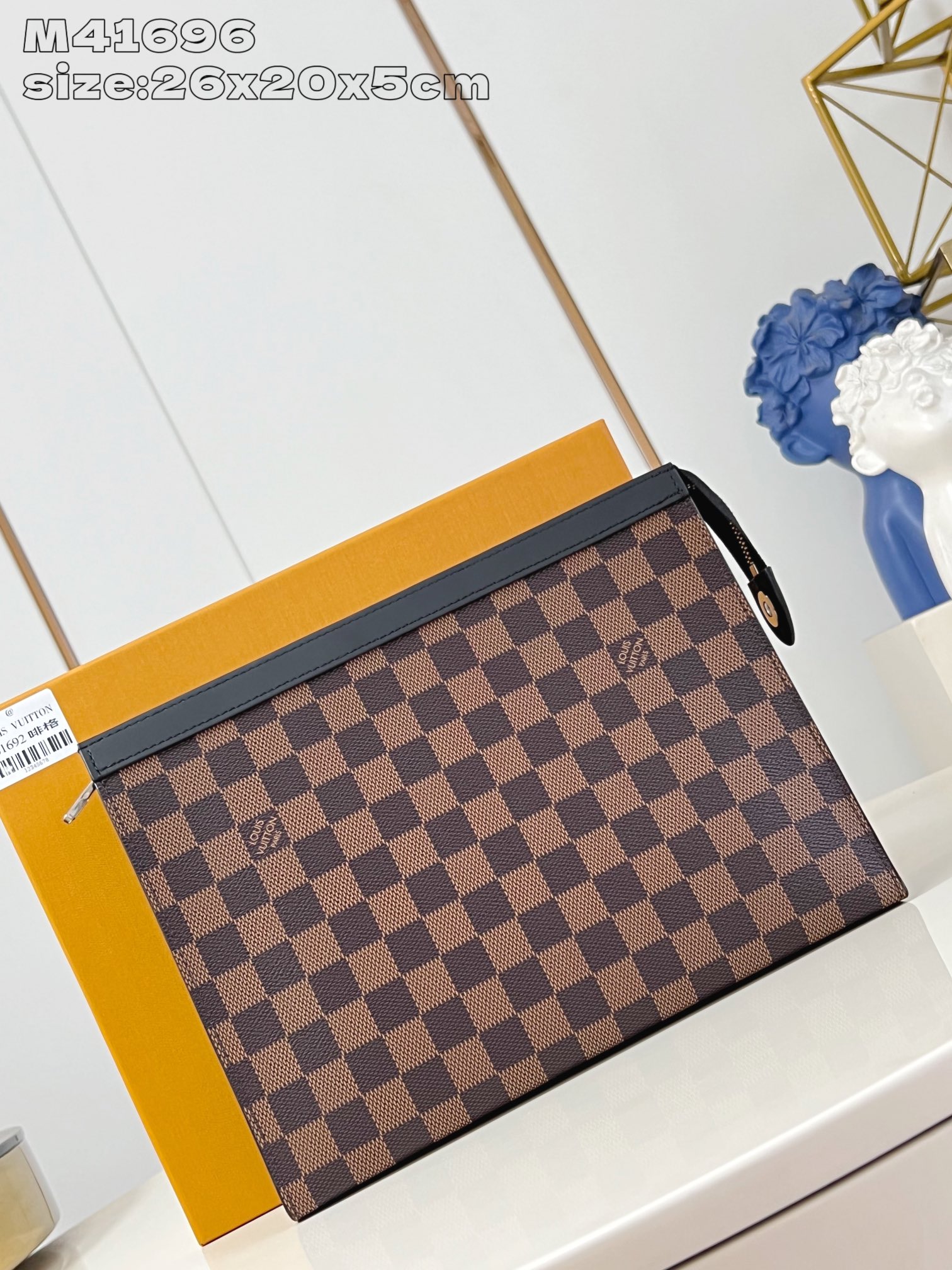 【ルイヴィトン】ポシェット ボヤージュ MM ダミエグラフィット トランク型収納 上質なコーティングキャンバス 高級感のある逸品