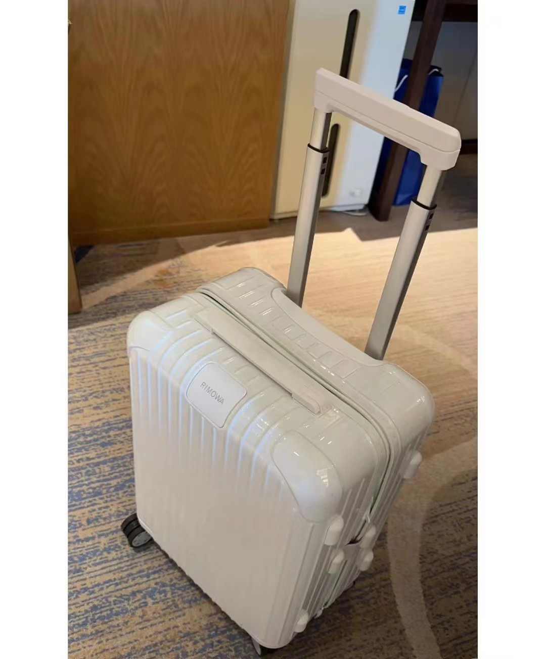 【エッセンシャルシリーズ】トランク型小物収納ボックス 全アルミハンドル セキュリティロック付 13色展開 上質な旅行用ケース - 画像 3