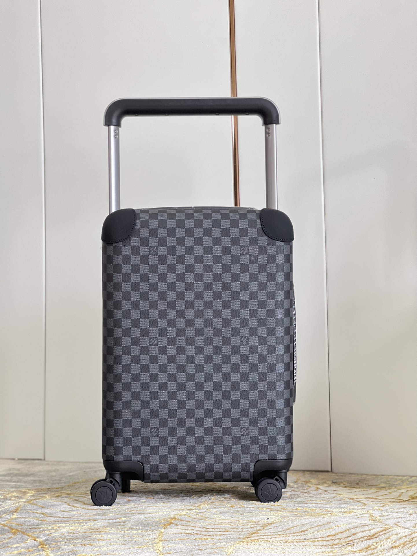 【ルイヴィトン】ホライズン トランク型 キャリーバッグ モノグラム帆布 レザー保護 上品で実用的な旅行コンパニオン