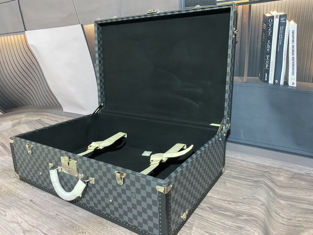 【ルイヴィトン】トランク型収納ボックス M4700ZX 70cm ブラックチェック+ブラック 上質な仕上げ 高級感のある逸品 - 画像 8