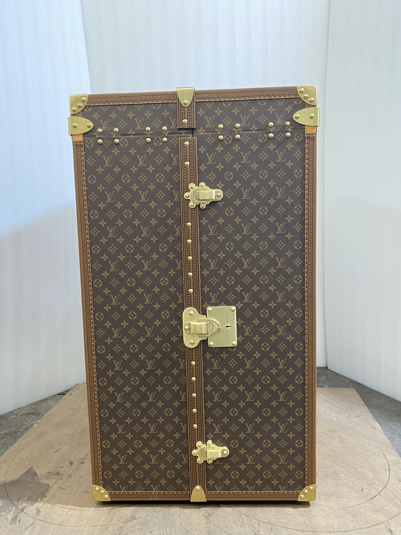 【ルイヴィトン】化粧台 ミニトランク モノグラム&ピンク 上質な収納ボックス 高級感のある逸品