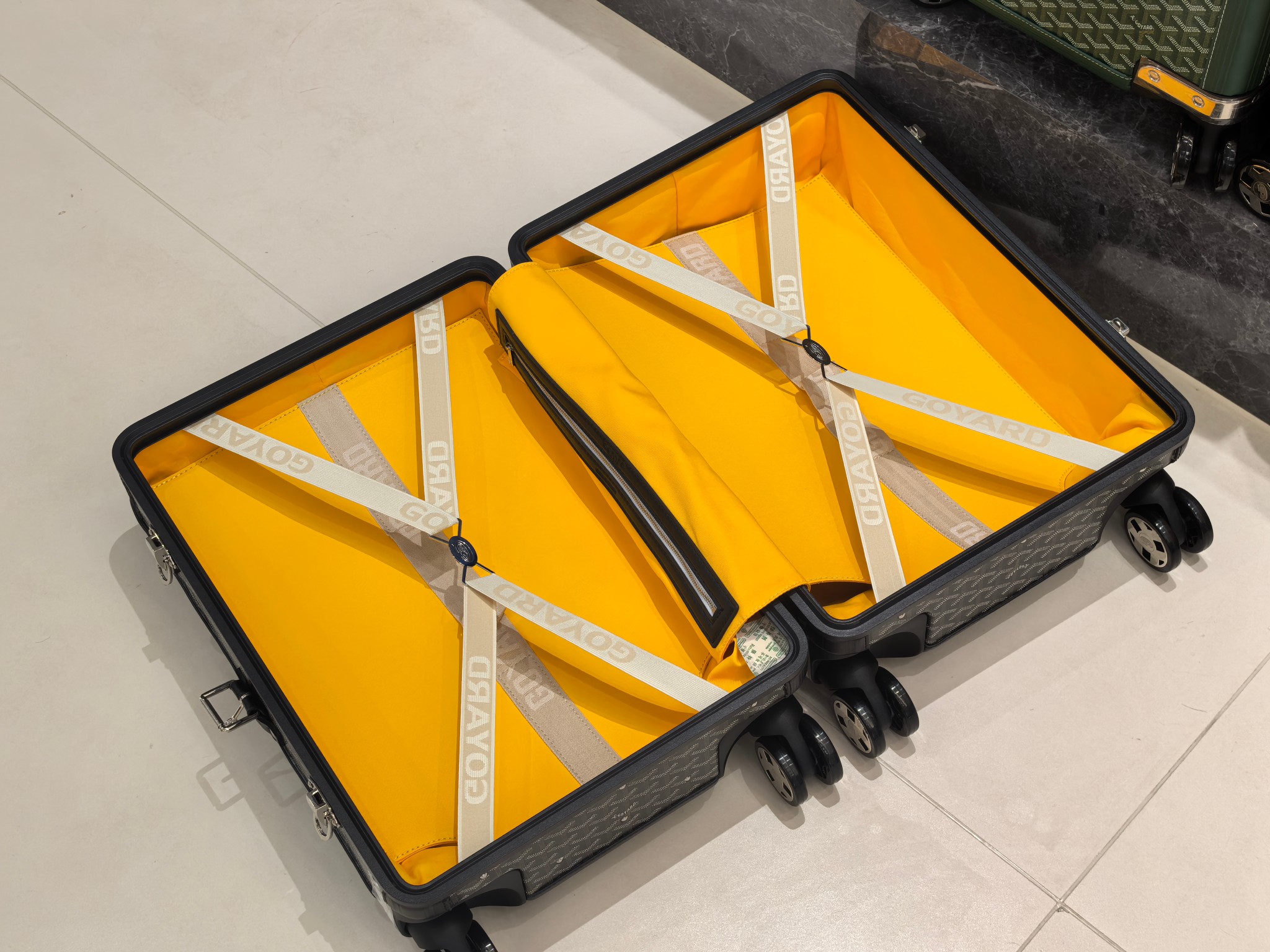 【ルイヴィトン】ミニトランク 小物収納ボックス モノグラムキャンバス ヴィンテージ風 上品な雰囲気 高級感のある逸品