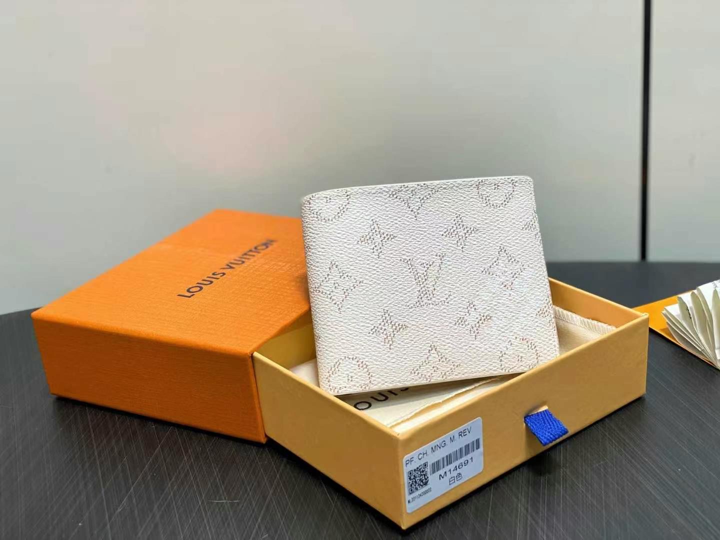 ルイヴィトン（LOUIS VUITTON） 長財布 モノグラム クラシックなデザイン 上質なレザー 上品で高級感あふれる逸品
