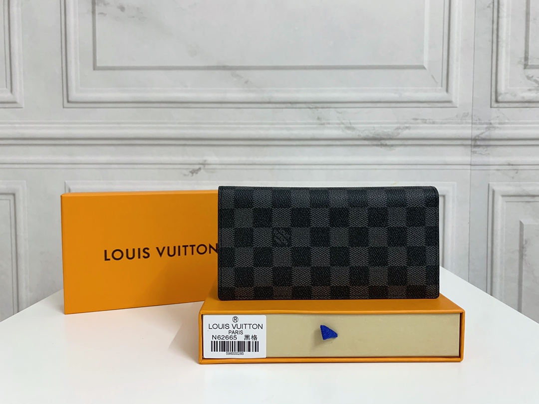 ルイヴィトン（LOUIS VUITTON） 長財布 モノグラム柄 クラシックなデザイン 上品で高級感あふれる逸品です