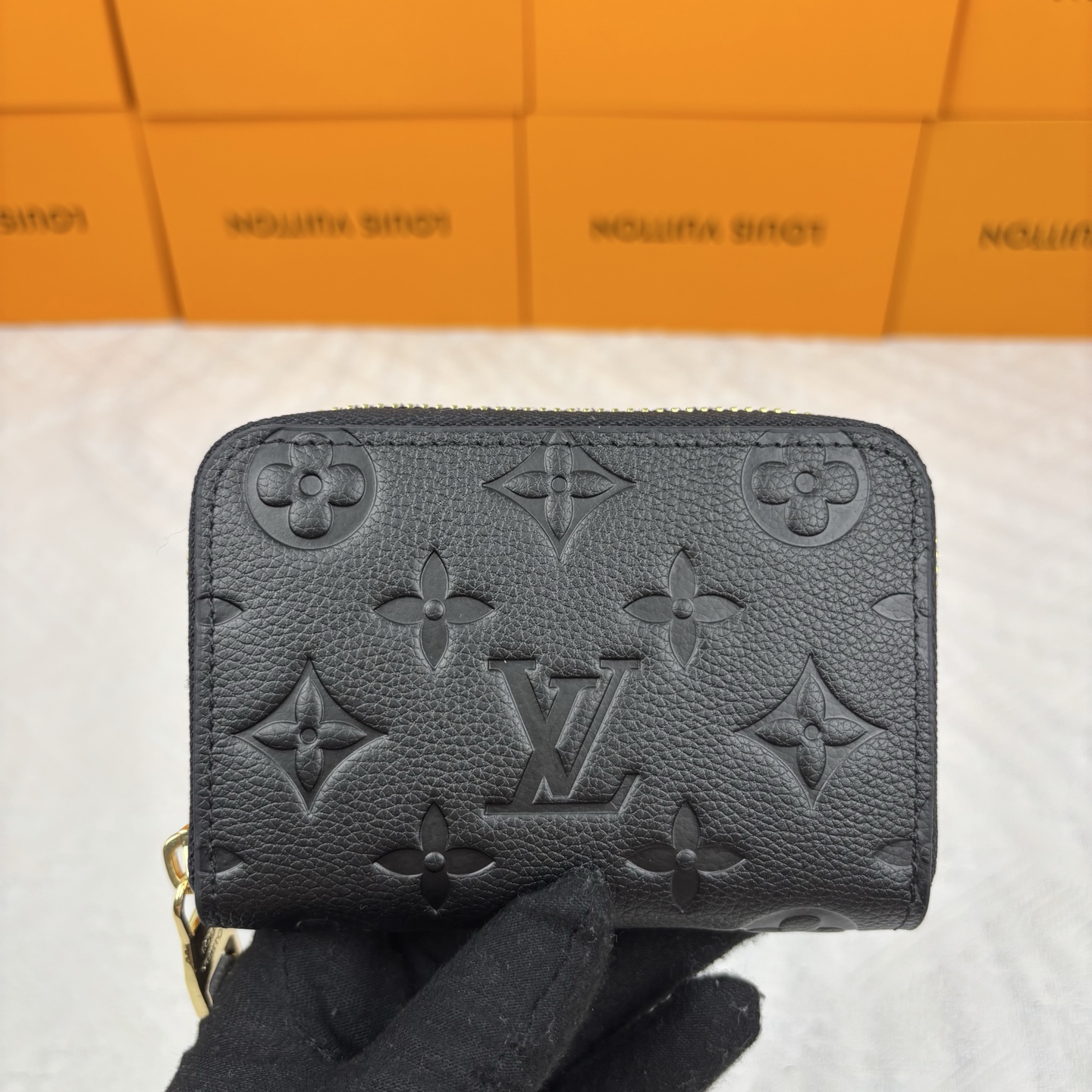 ルイヴィトン（LOUIS VUITTON） 長財布 モノグラム クラシックなデザイン 金具美品 上品で高級感あふれる逸品