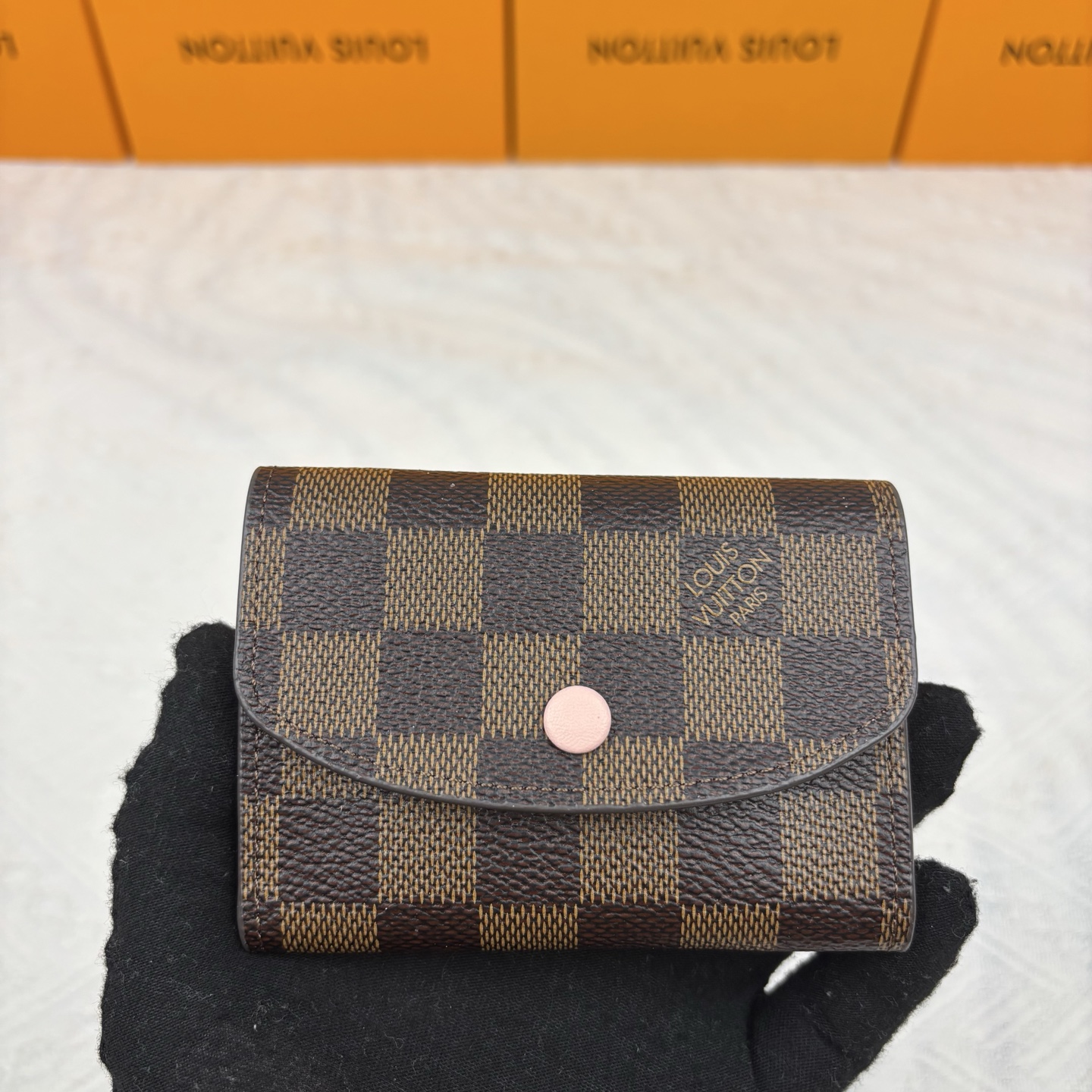 ルイヴィトン（LOUIS VUITTON） 長財布 モノグラム コインポケット付き クラシックで上品なデザインの美品