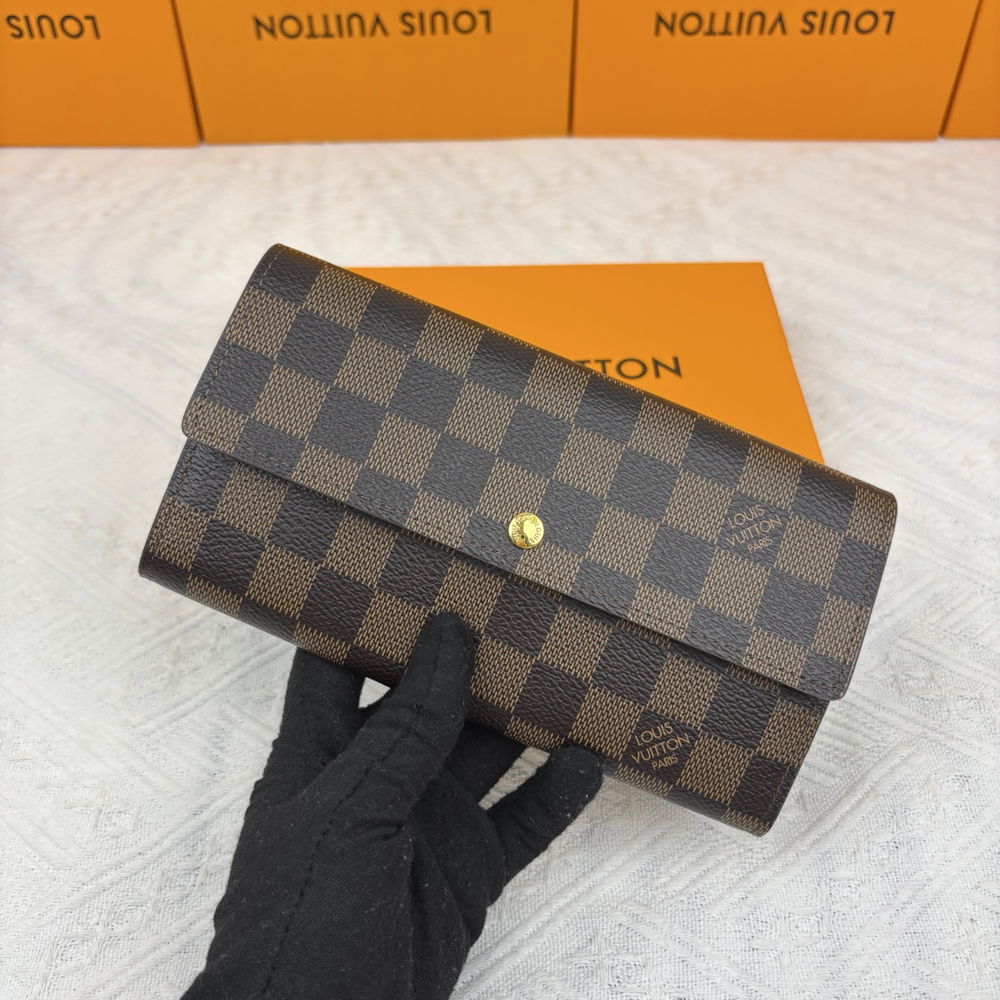 ルイヴィトン（LOUIS VUITTON） 長財布 モノグラム クラシックなデザイン 上質なレザー 上品で高級感あふれる逸品