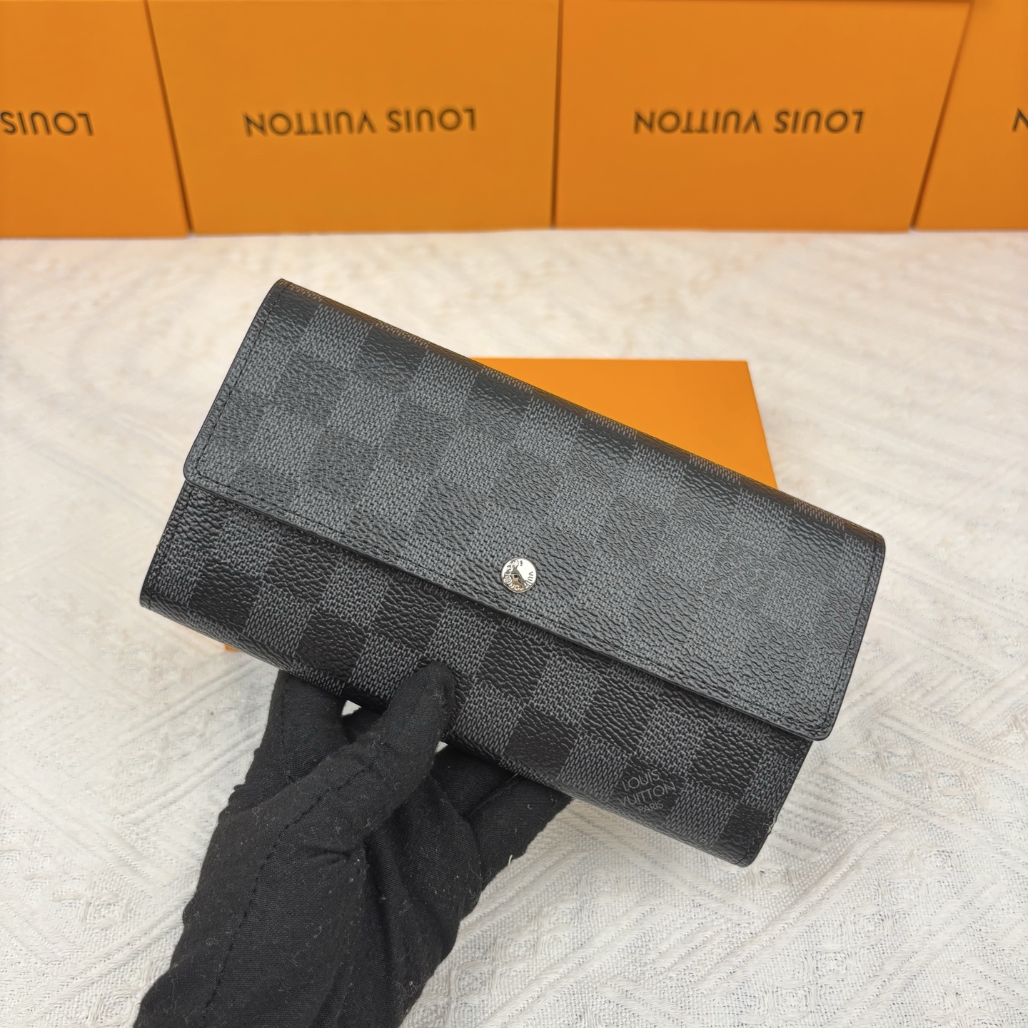 ルイヴィトン（LOUIS VUITTON） 長財布 モノグラム コインポケット付き クラシックで上品なデザインの美品