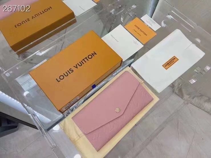 ルイヴィトン（LOUIS VUITTON） 長財布 モノグラム クラシックなデザイン 上質なレザー 上品で高級感のある一枚
