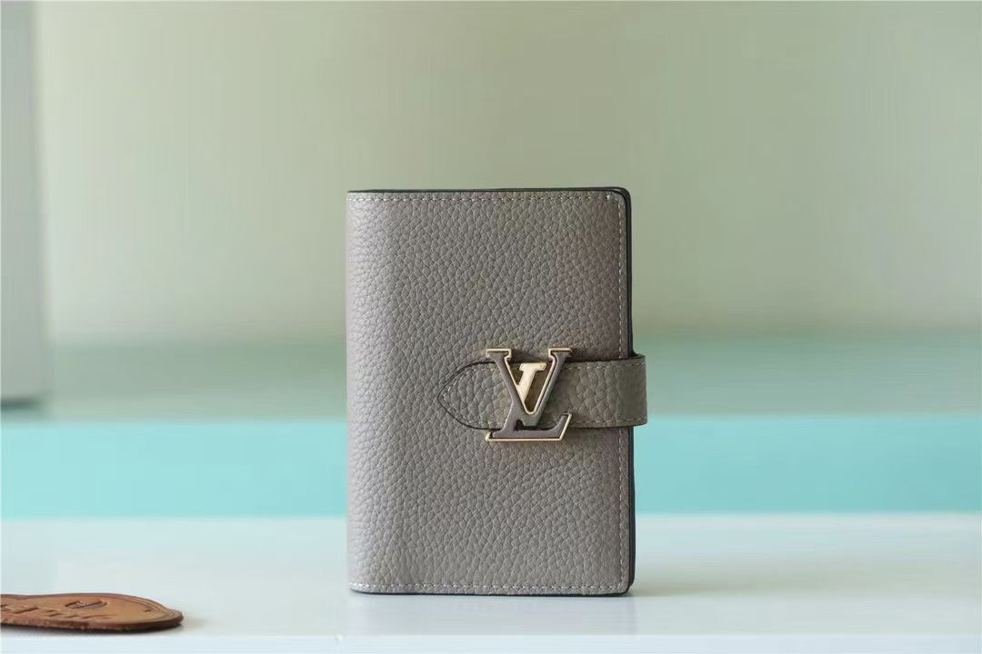 ルイヴィトン（LOUIS VUITTON） 長財布 モノグラム クラシックなデザイン 金具美品 上品で高級感のある逸品です